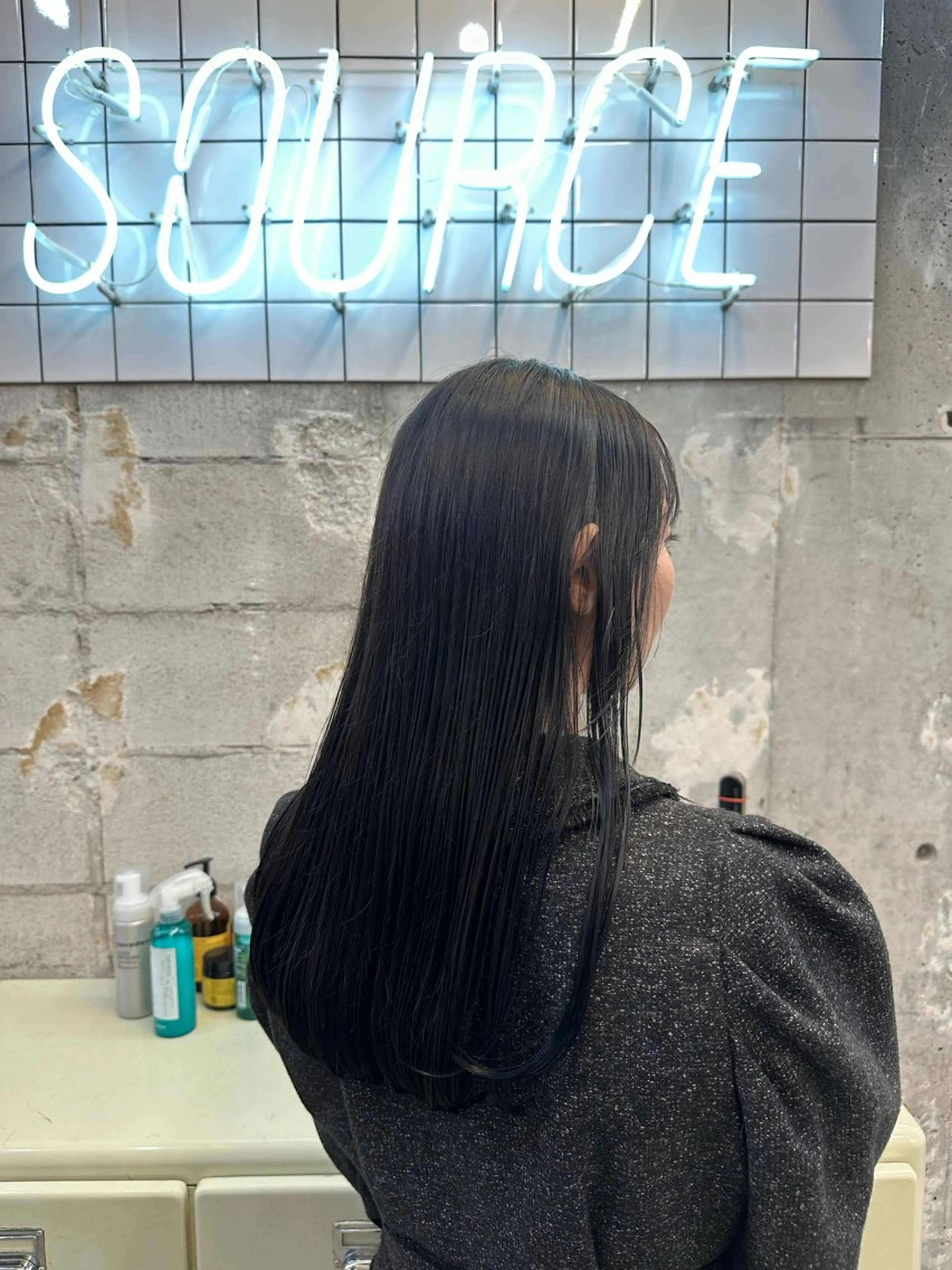 カラー 黒髪 ブルーカラー ブルーブラック source / Tsubasaのヘアスタイル