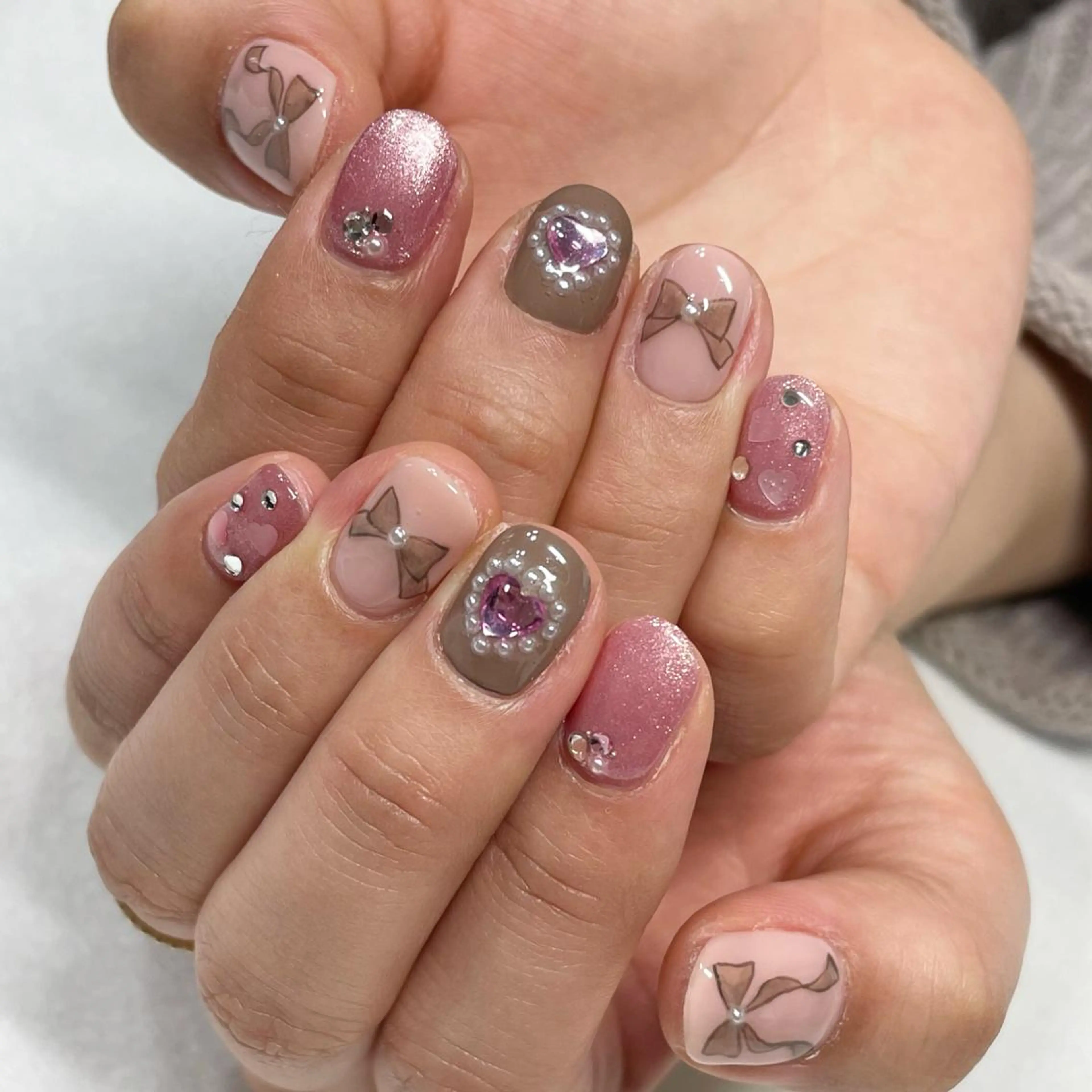 ネイル ジェルネイル 東 千夏のネイルデザイン