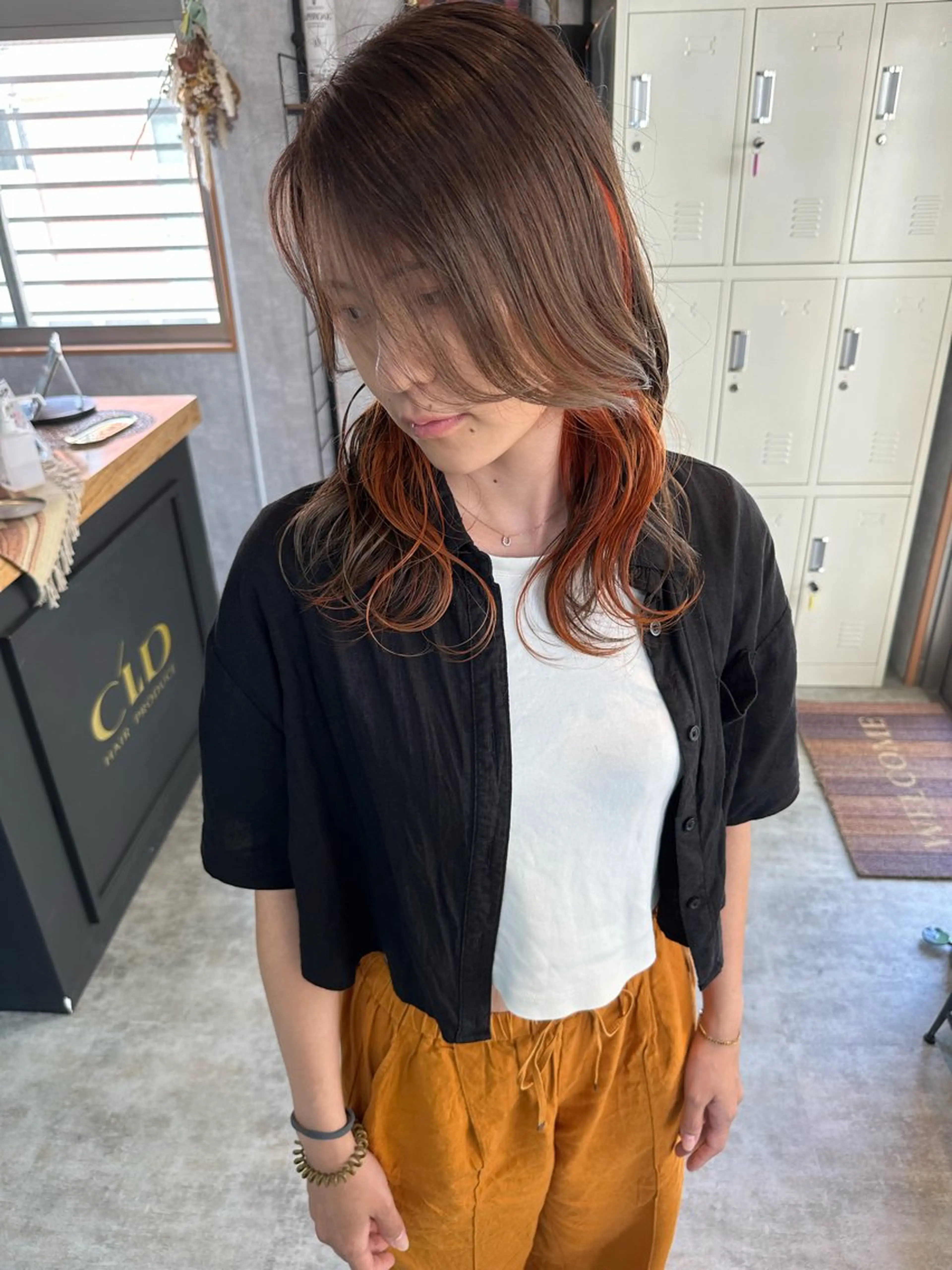 ミディアム 切りっぱなしボブ ショートボブ ボブ くびれヘア ハイライト ヘアカラー C’LD hair  produce /シールドヘア所属・モテ髪/ボブ/ショー ト/アダチフウトのヘアスタイル