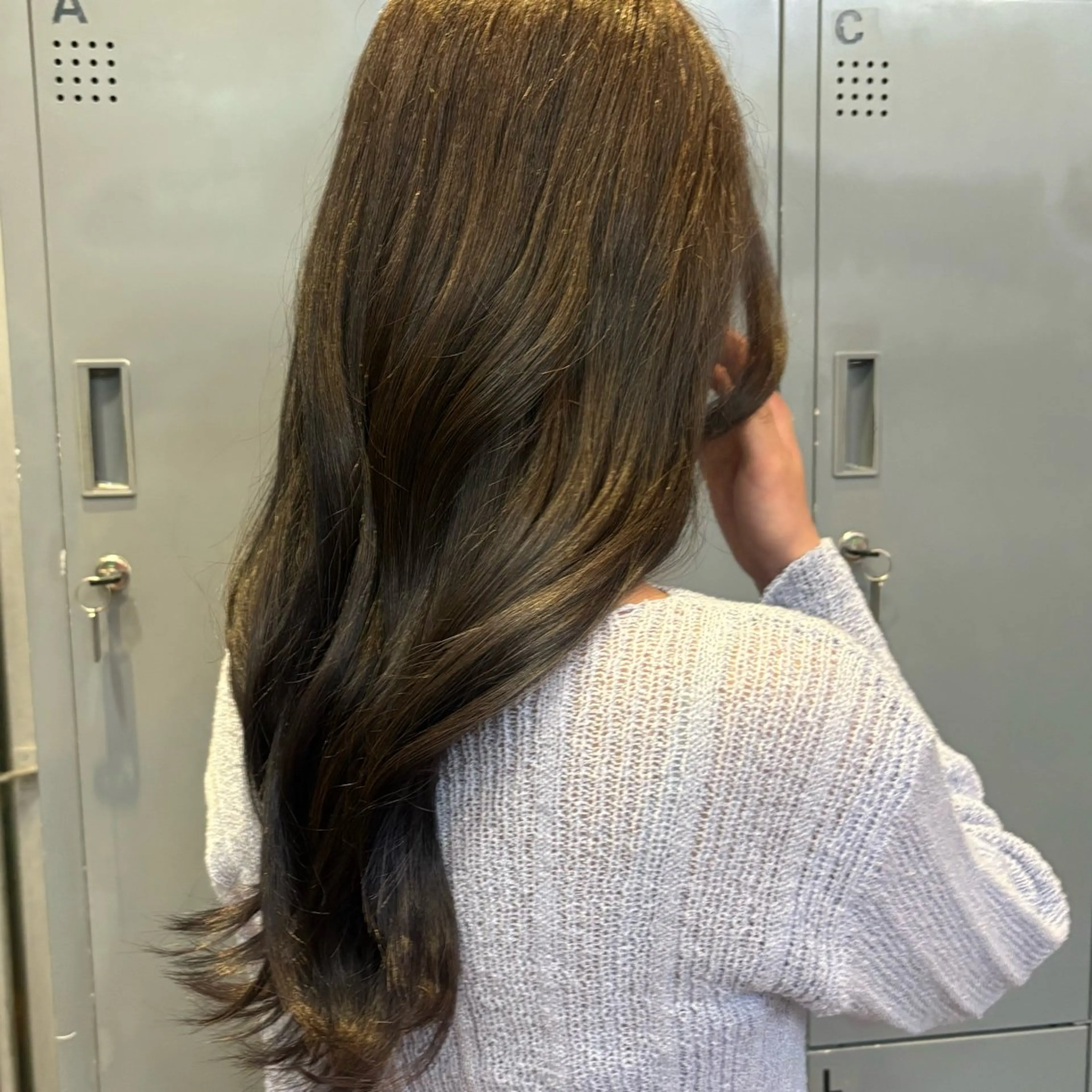 ロング カラー ヘアアレンジ ヘアカラー ブリーチカラー特化 🌱/渡邉日向のヘアスタイル