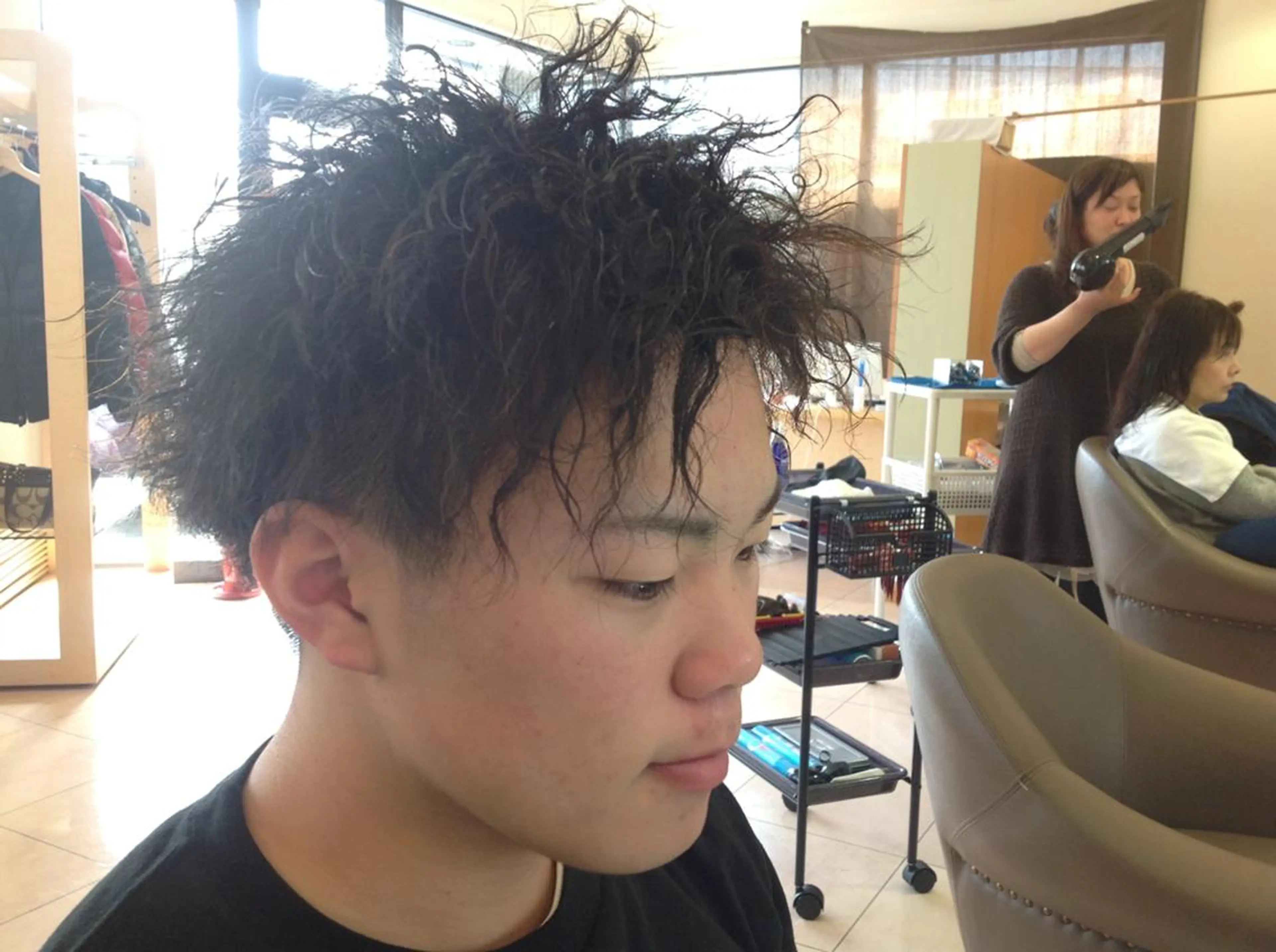 メンズ メンズパーマ メンズツイストパーマ ツイストパーマ 山楯 敏章のヘアスタイル