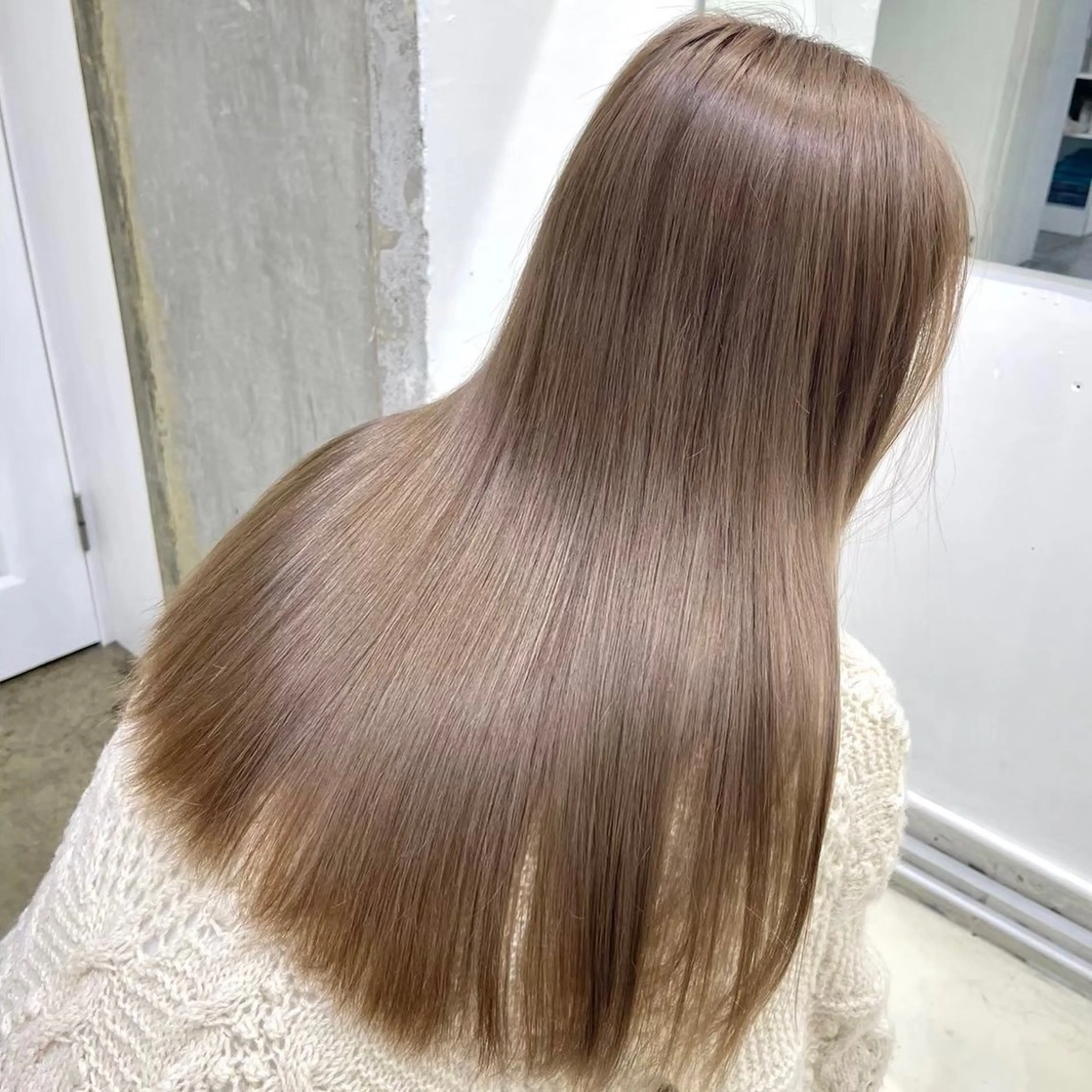 ロング カラー 木下 梓のヘアスタイル