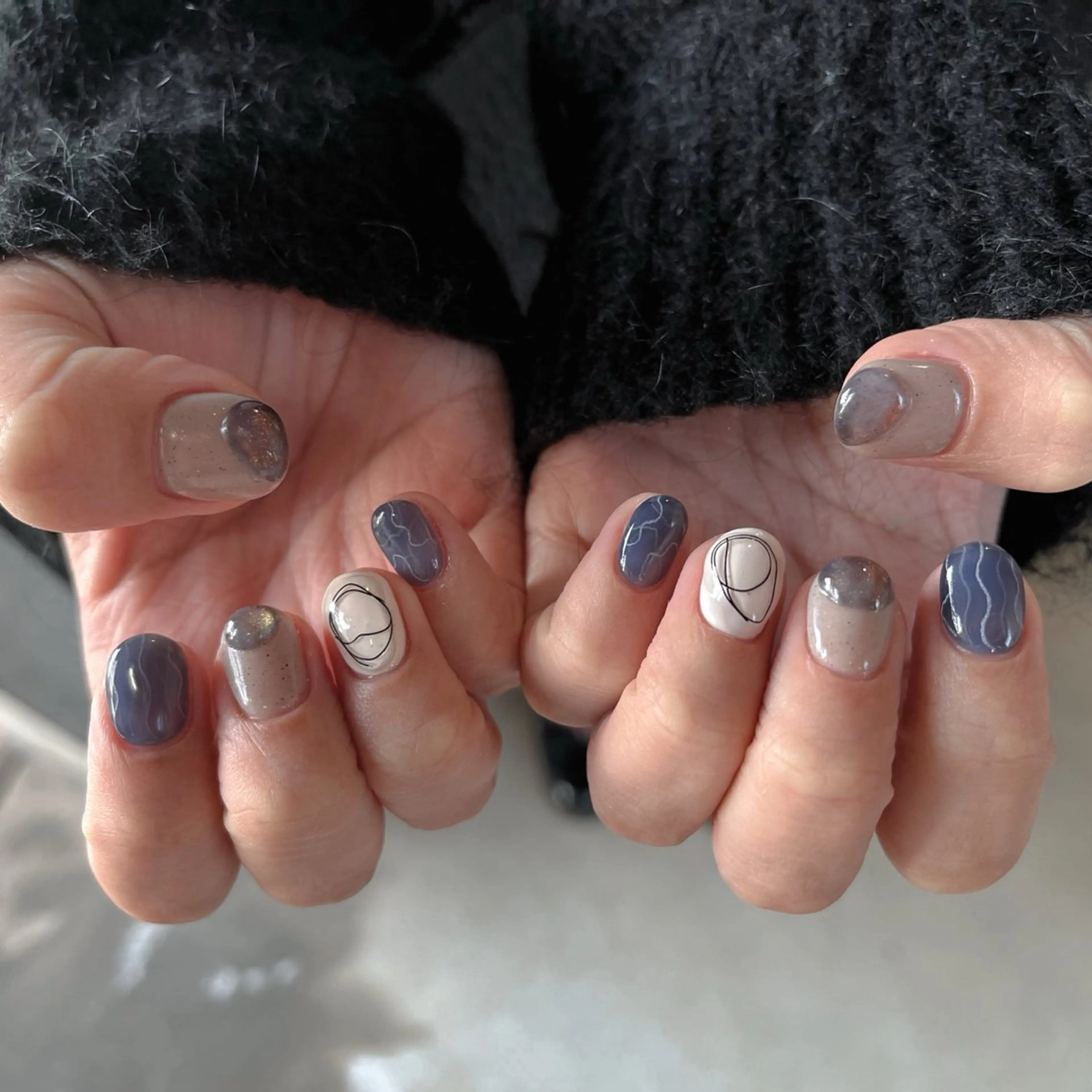 ネイル フレンチネイル ジェルネイル 韓国ネイル マグネットネイル ニュアンスネイル MARU NAIL mamiのネイルデザイン