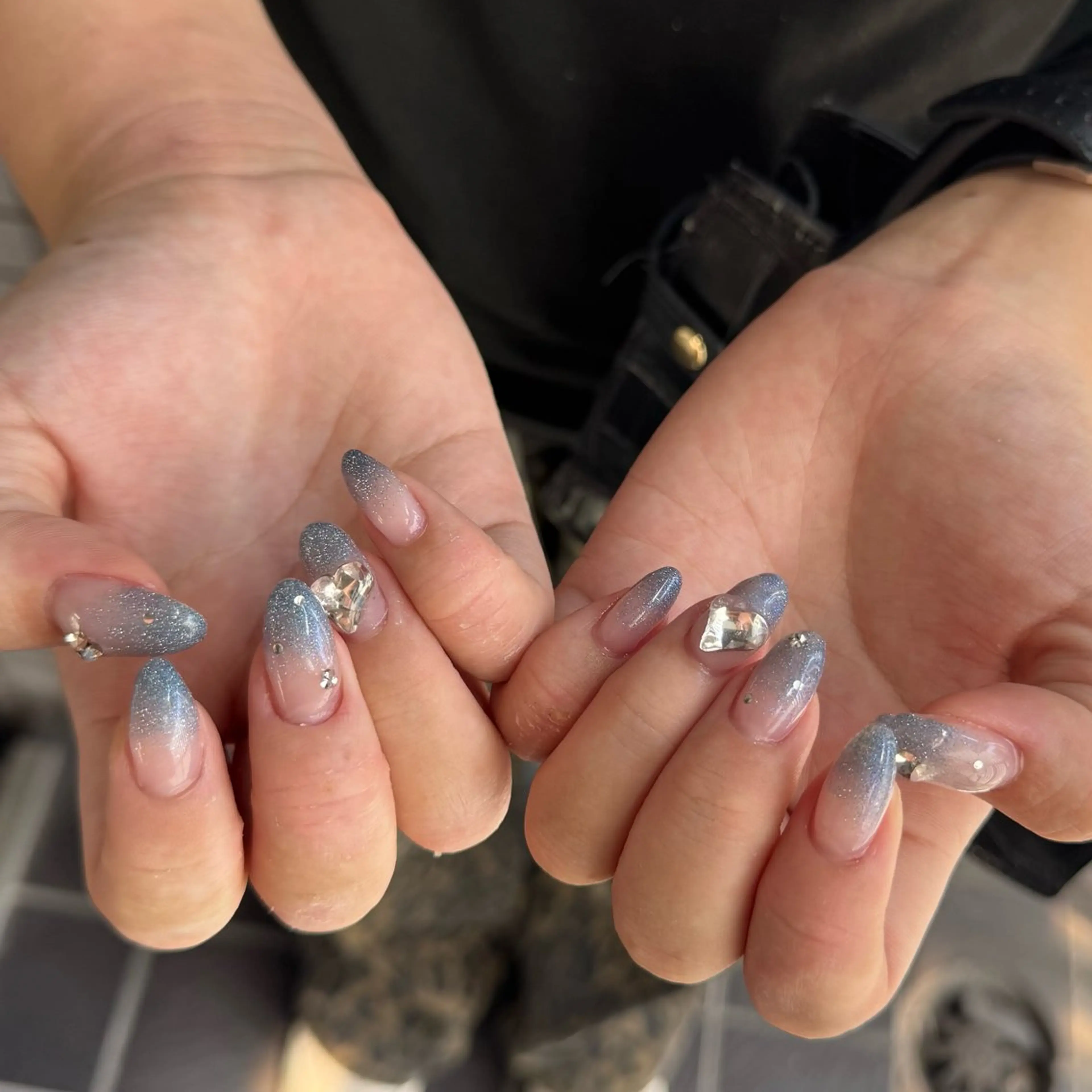 ミディアム 小川 柚香のネイルデザイン