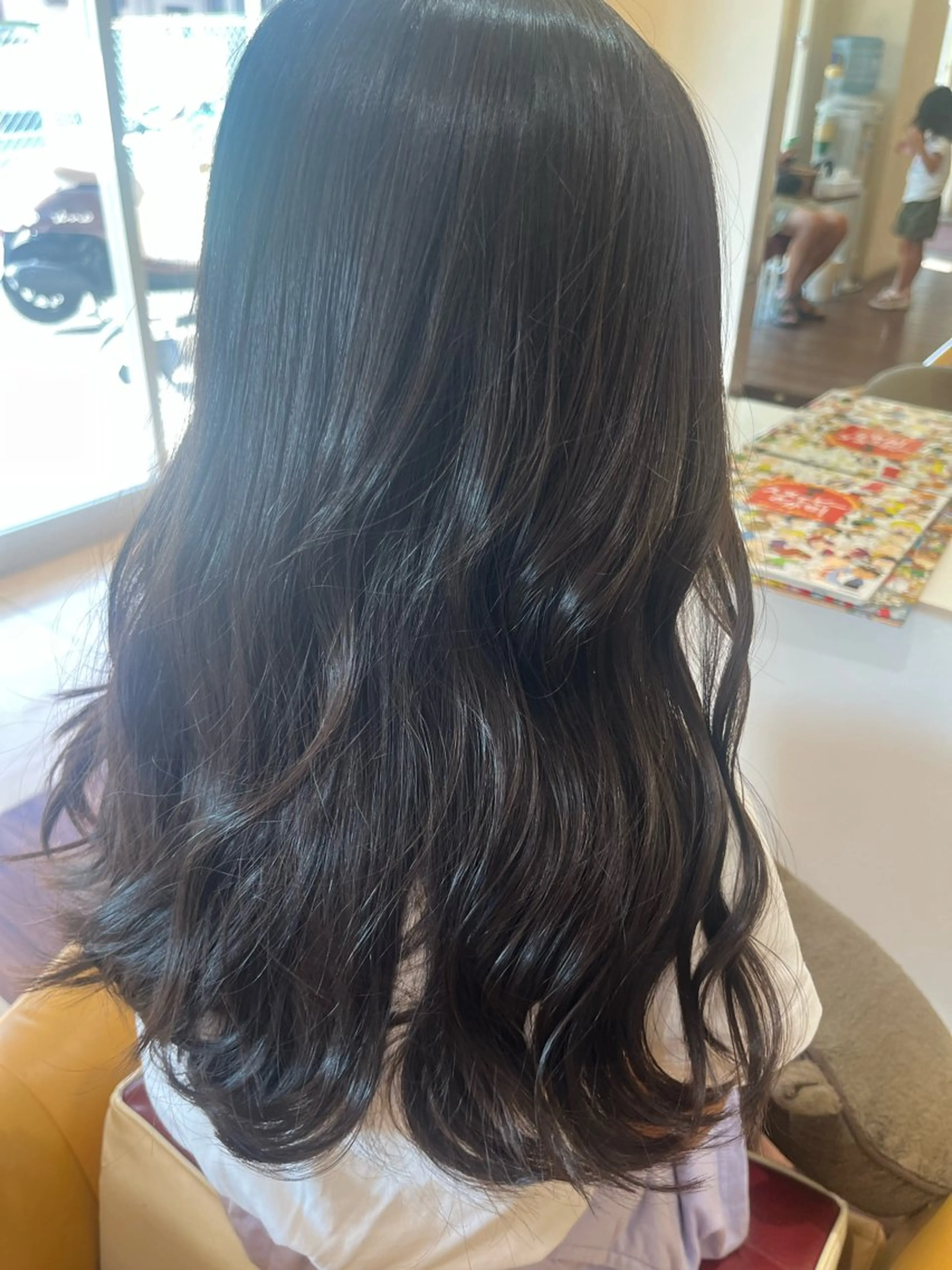 ロング キッズ レイヤーカット 小幡 姫楽のヘアスタイル