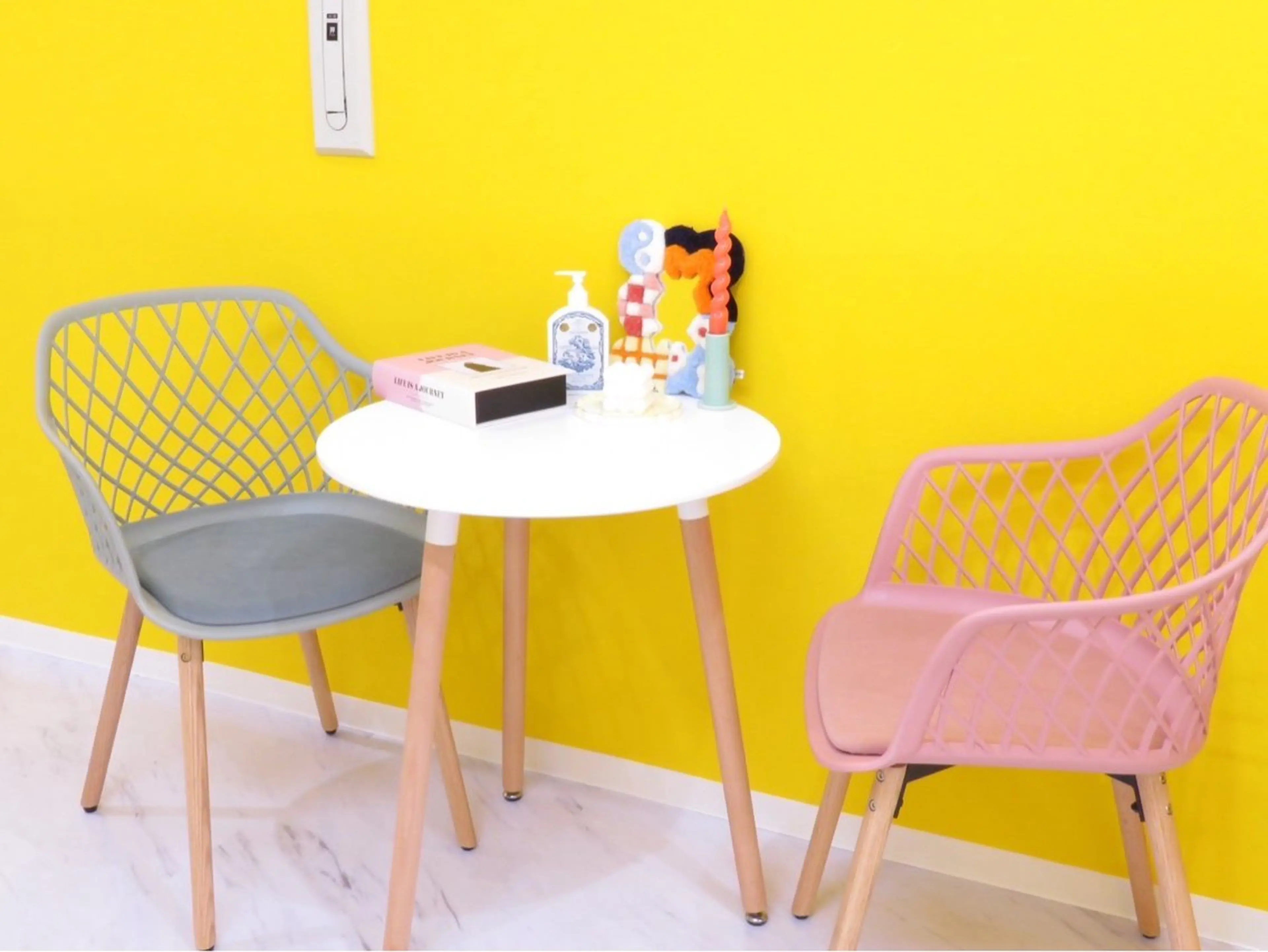 ホワイトニングサロン SARAのエステ・リラクイメージ