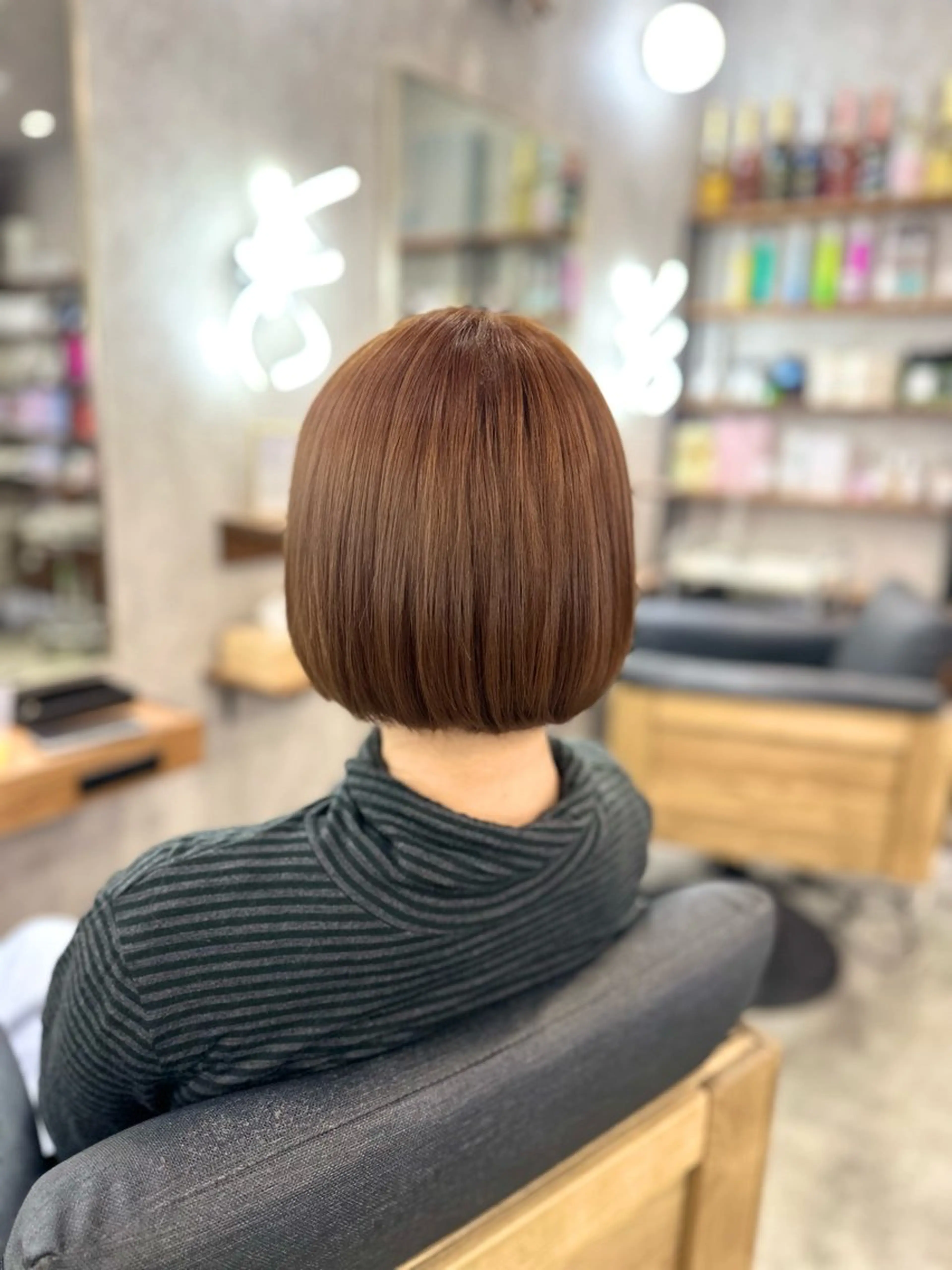 ショート オレンジブラウン カット MOURI CHISATOのヘアスタイル