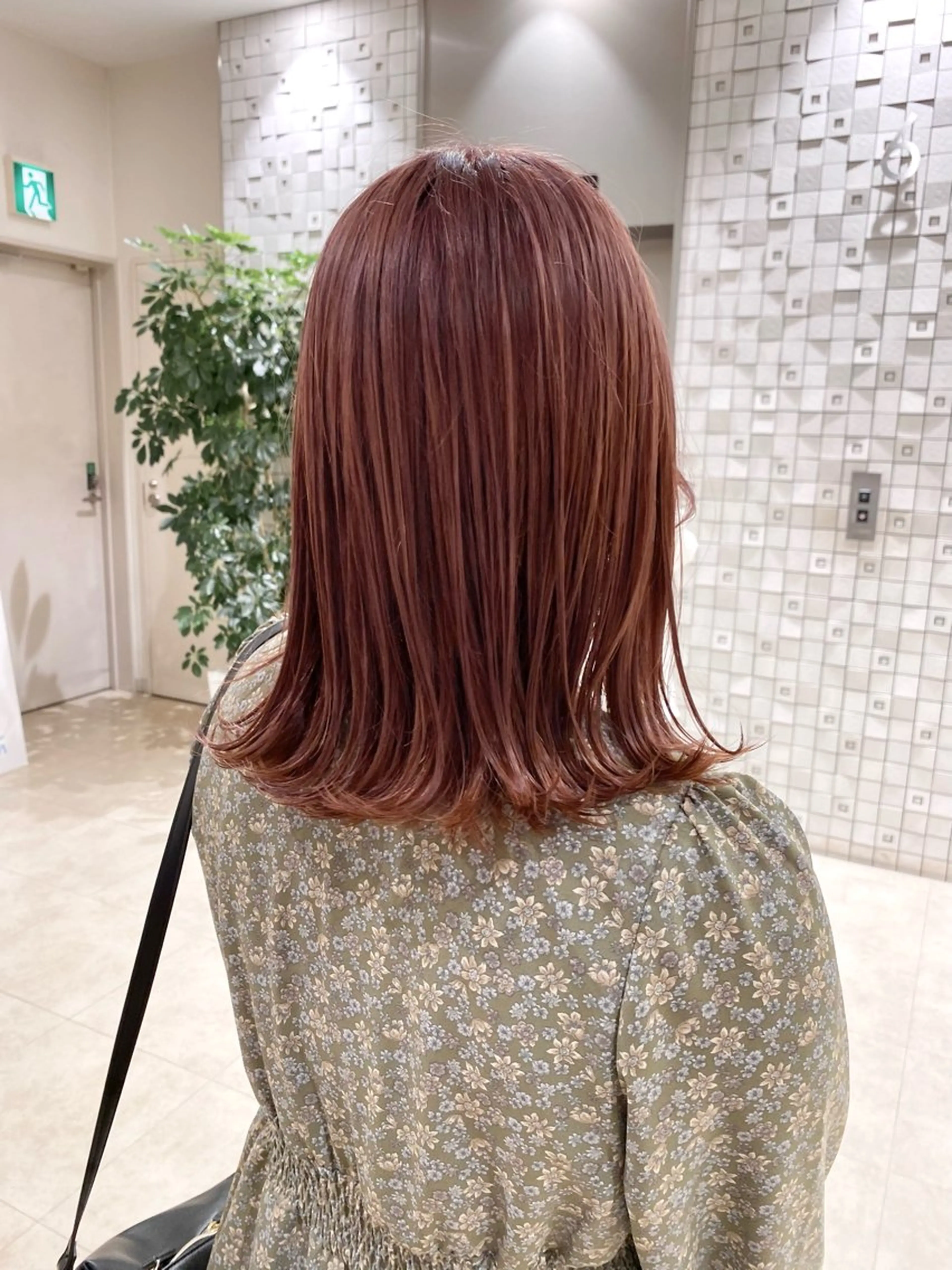 ミディアム ヘアカラー ✨艶髪／透明感カラー ミユ💜のヘアスタイル