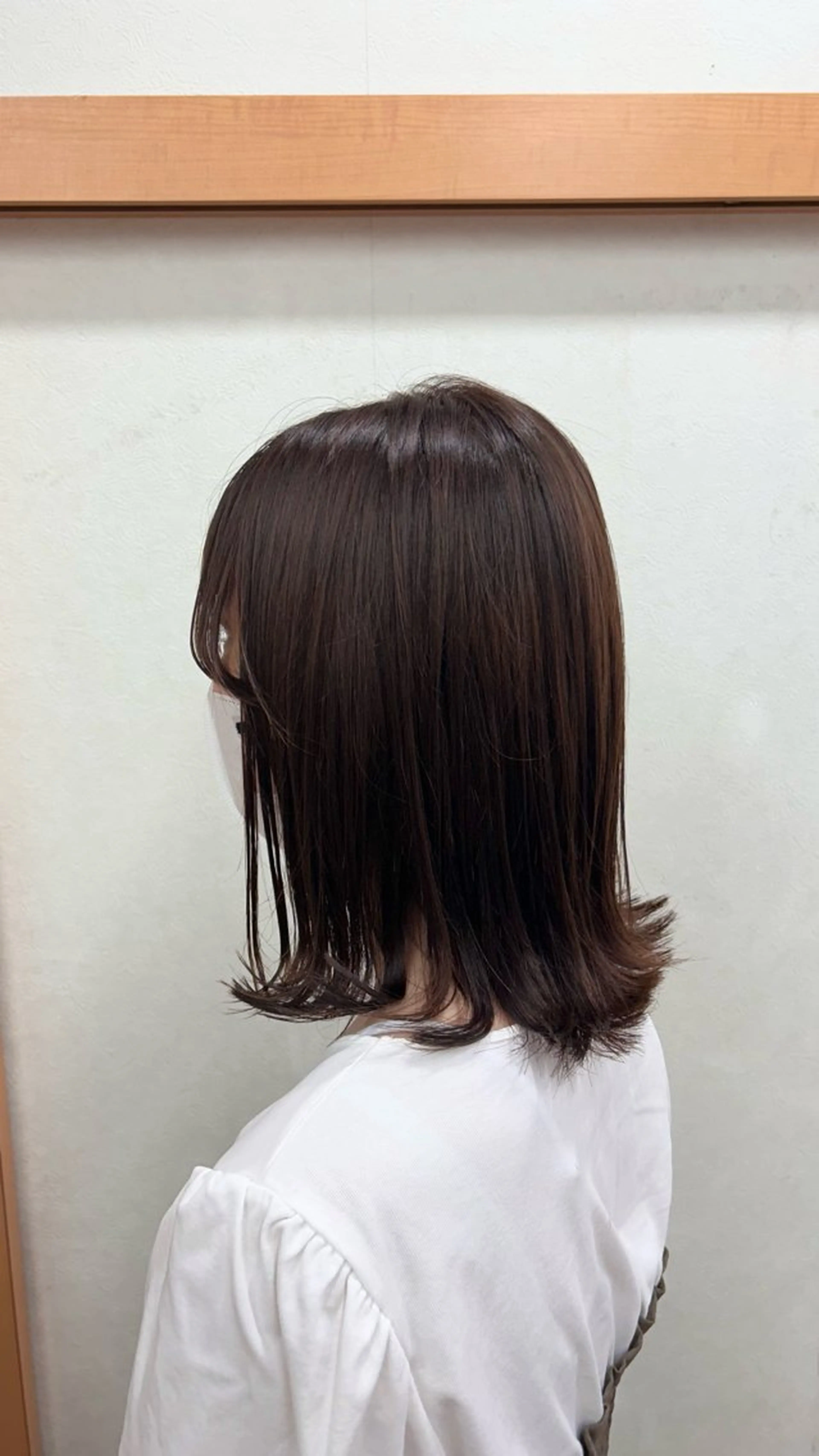 ミディアム カラー ブリーチ ブラウンカラー チョコレートブラウン ブリーチなしカラー 池田 咲希のヘアスタイル