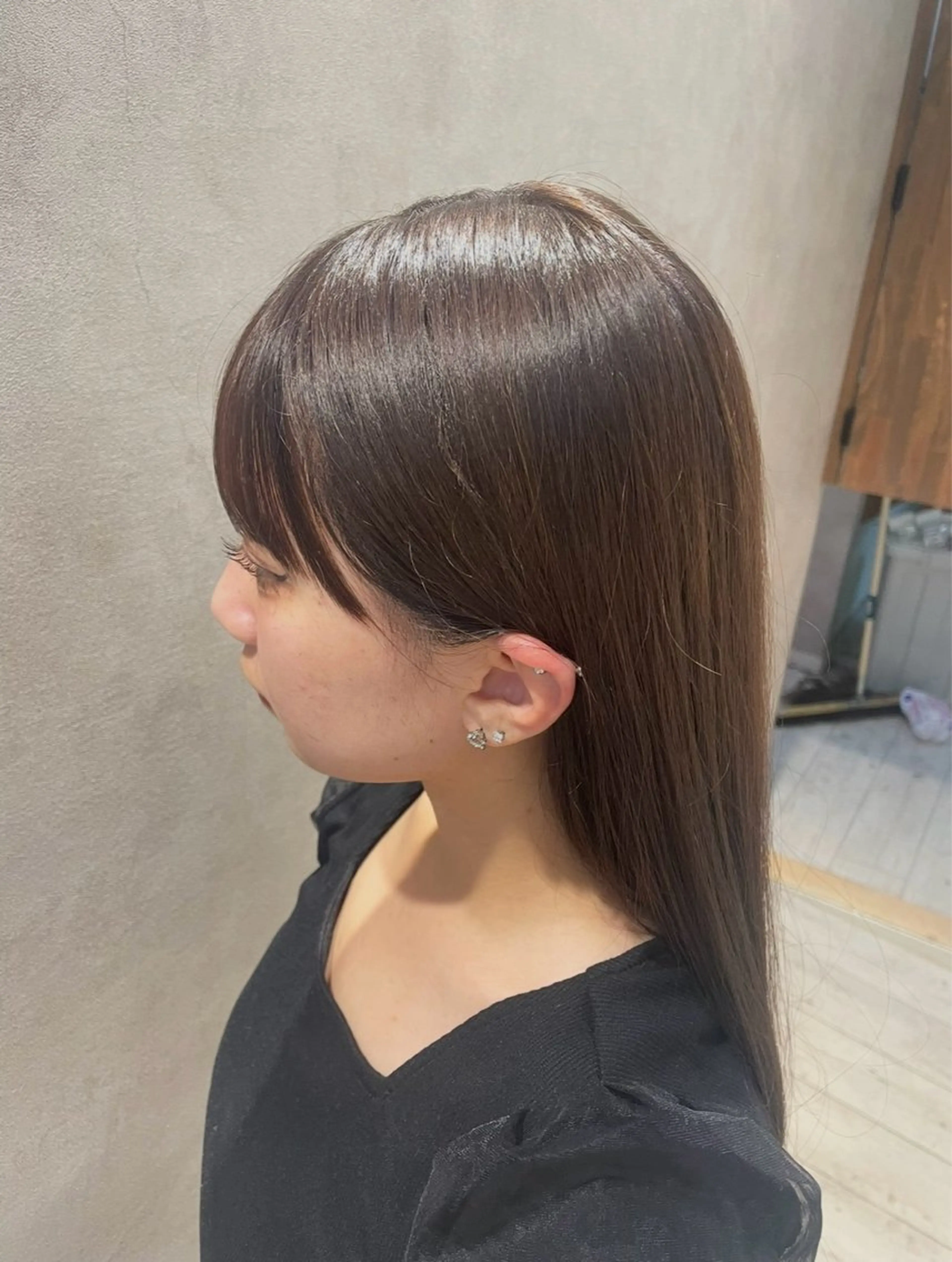 ロング veretta.所属・レイヤーカット・水素 松井山手　齊藤　興のヘアスタイル