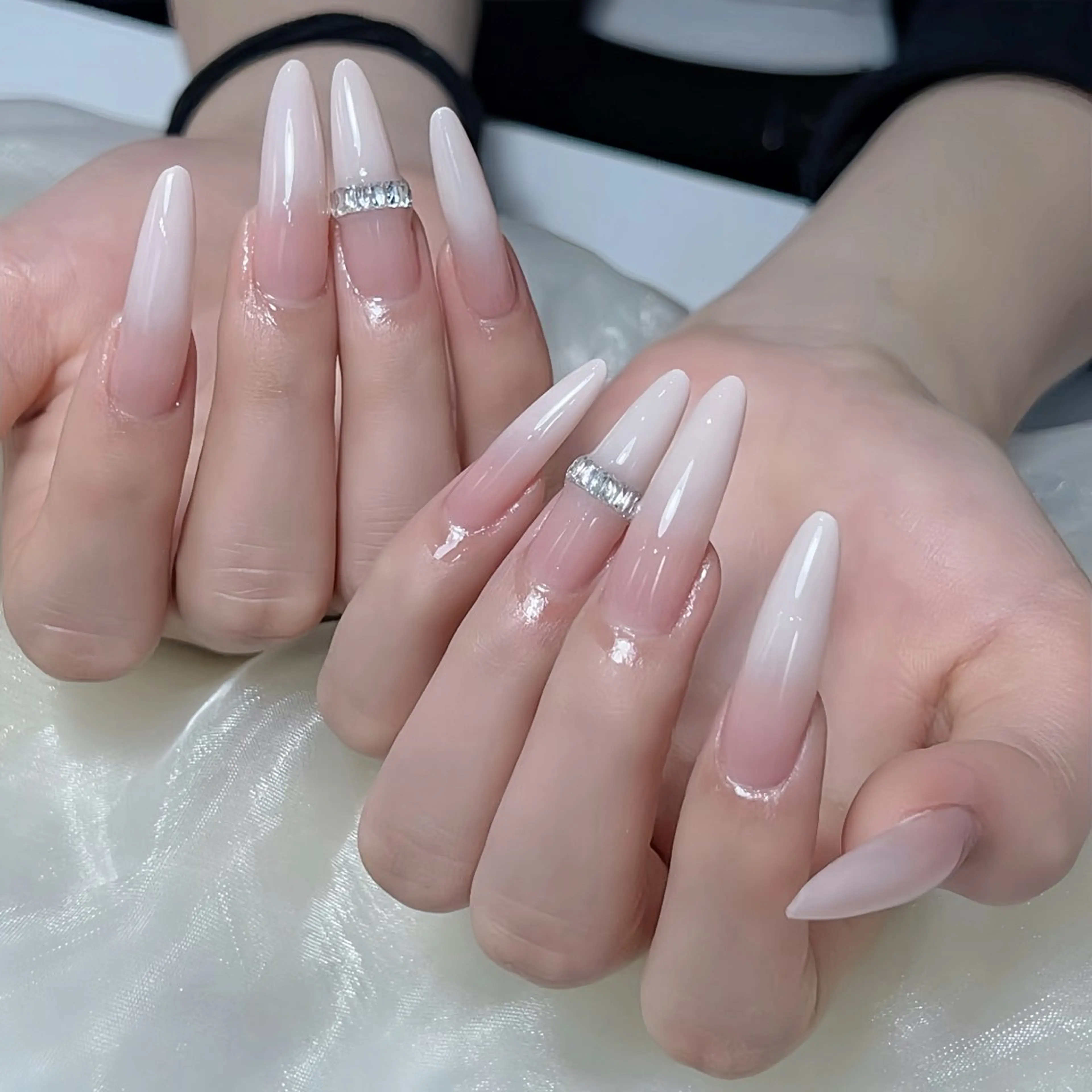 ネイル 長さ出し ジェルネイル マグネットネイル 持ち込み パラジェル ハンドネイル Egao Nail錦糸町店のネイルデザイン