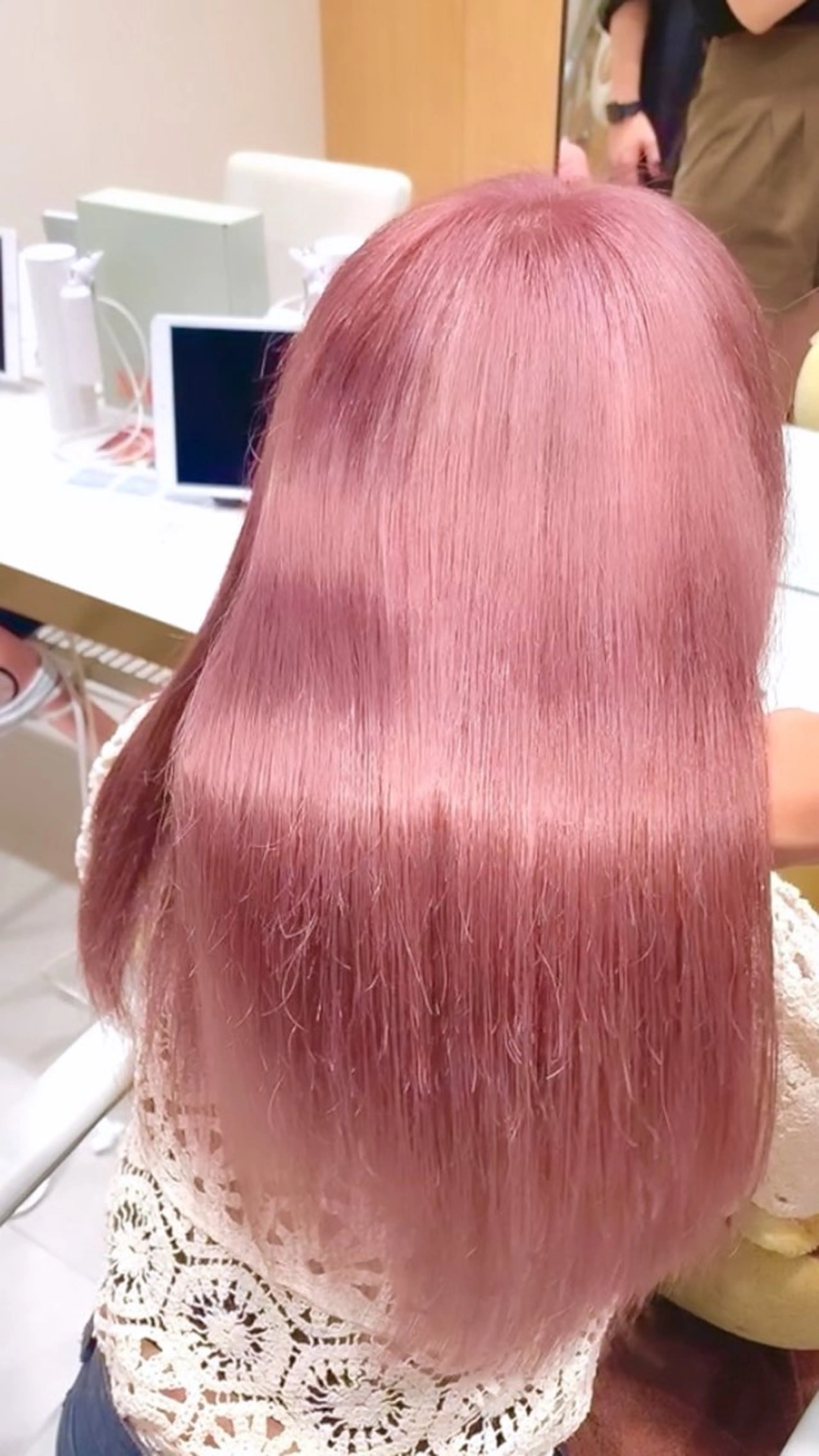 カラー ヘアカラー トリートメント ヘッドスパ ヘアセット 韓国ヘア/レイヤー/ 顔まわり/りょーとのヘアスタイル