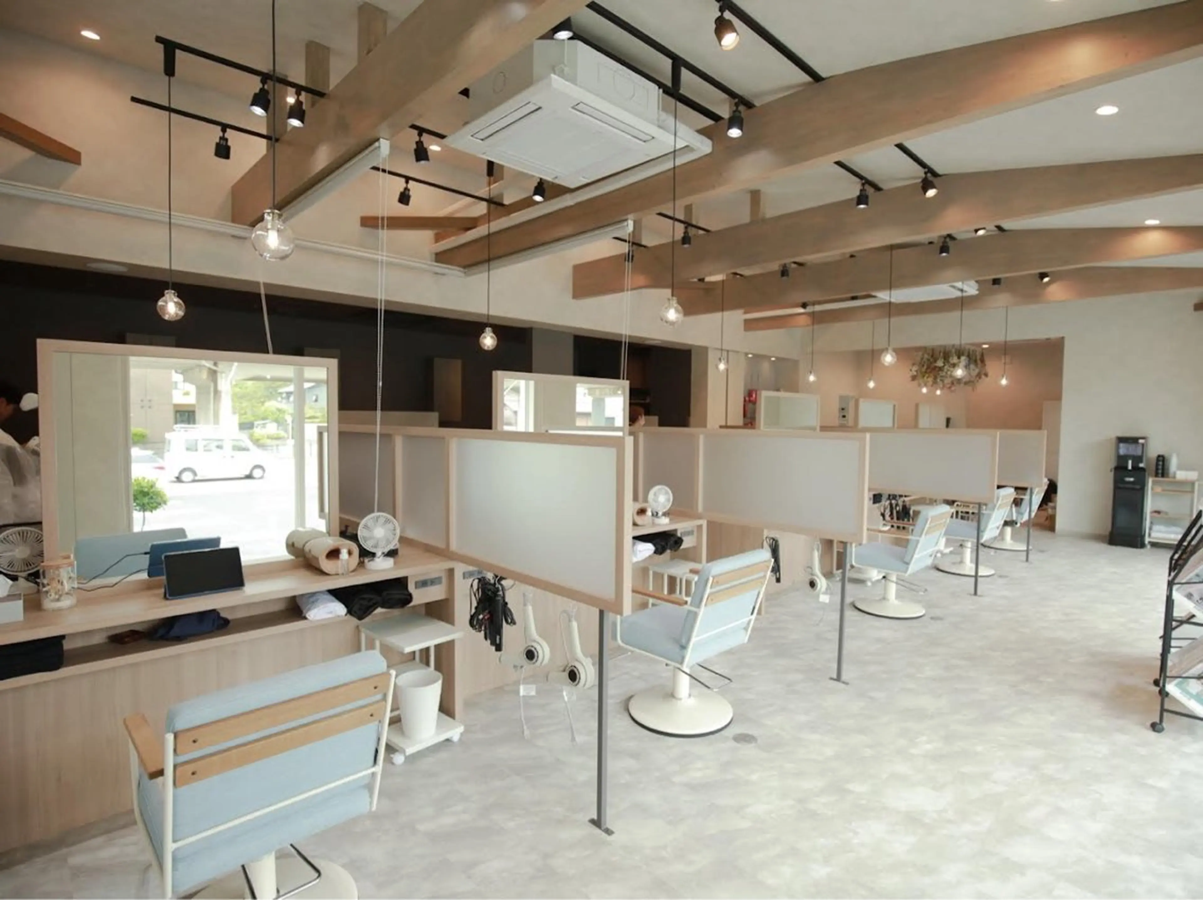 美容室Plaser(プラセル)所属・YUKA .のヘアスタイル