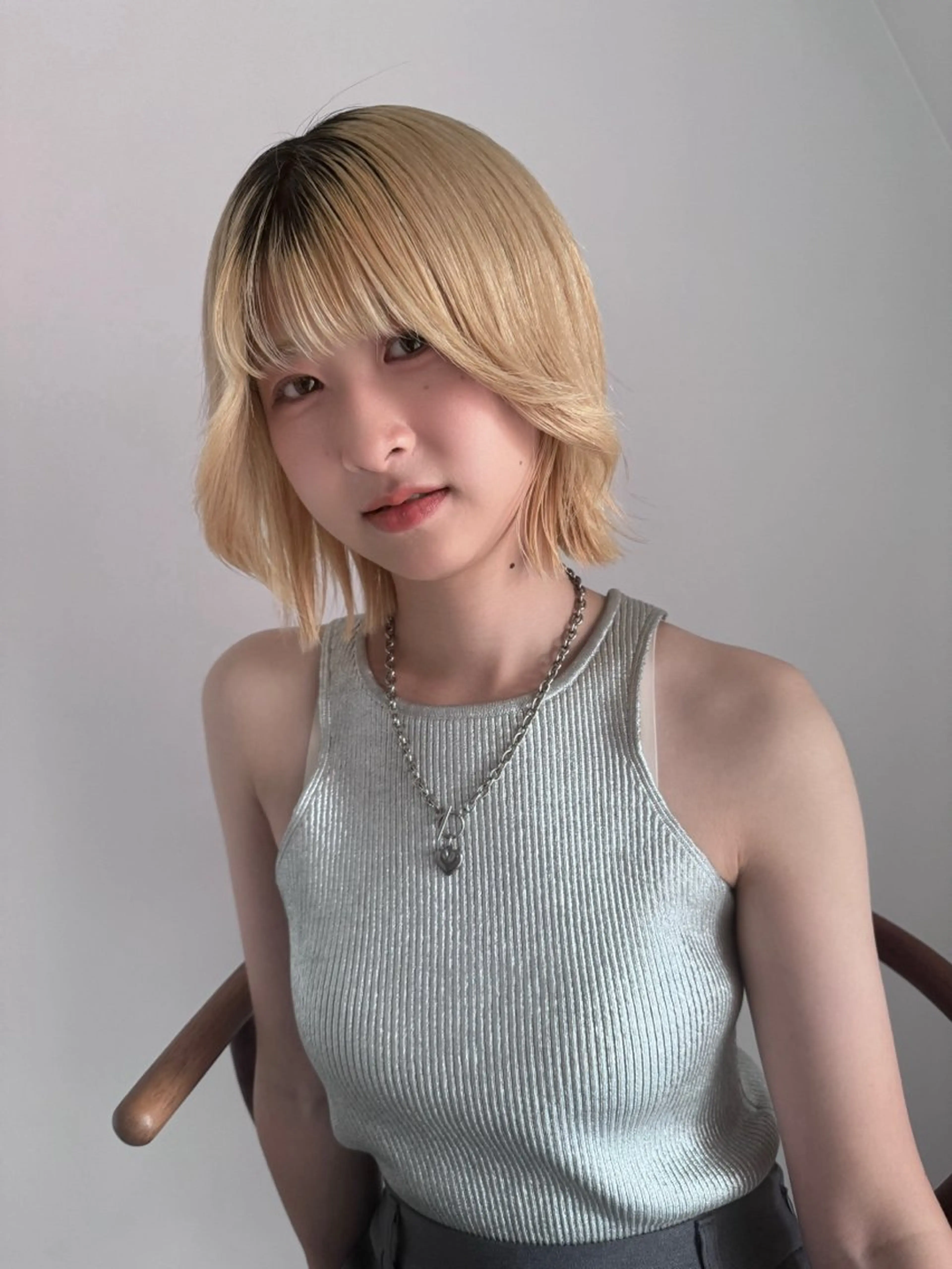 カラー ブリーチ ハイトーン縮毛/暖色 なーな🎀🤍のヘアスタイル