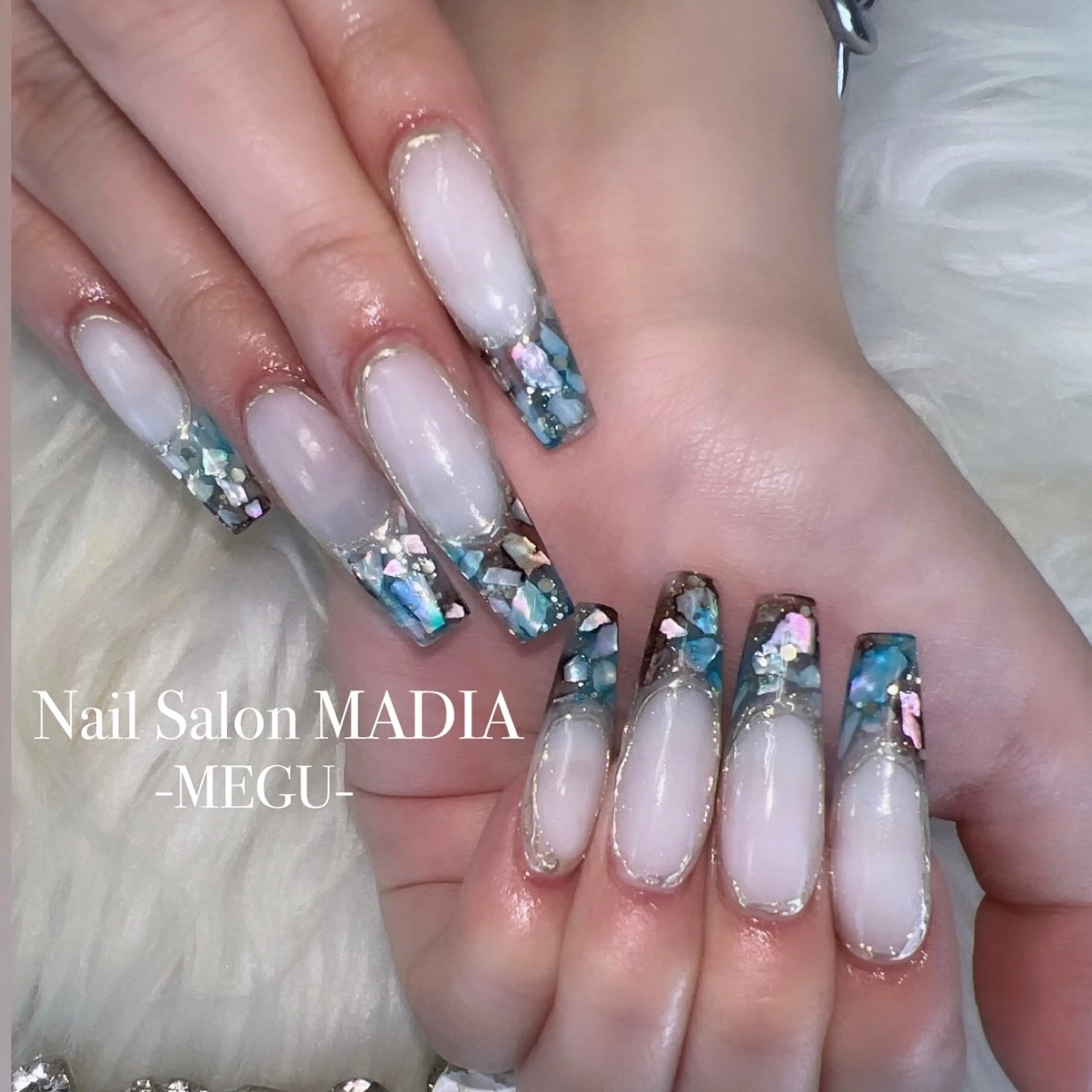 ネイル MADIA藤沢所属・MADIA MEGUのネイルデザイン