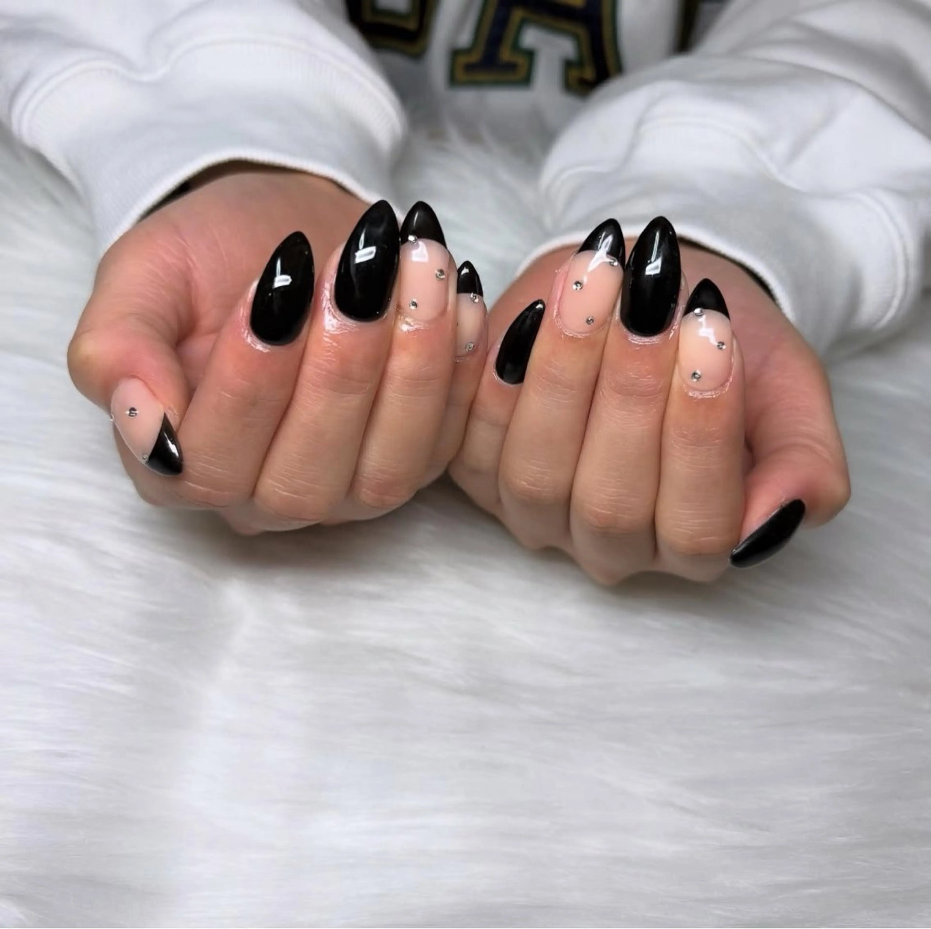 ネイル 𝑗𝑢𝑛𝑛𝑎 𝑛𝑎𝑖𝑙のネイルデザイン