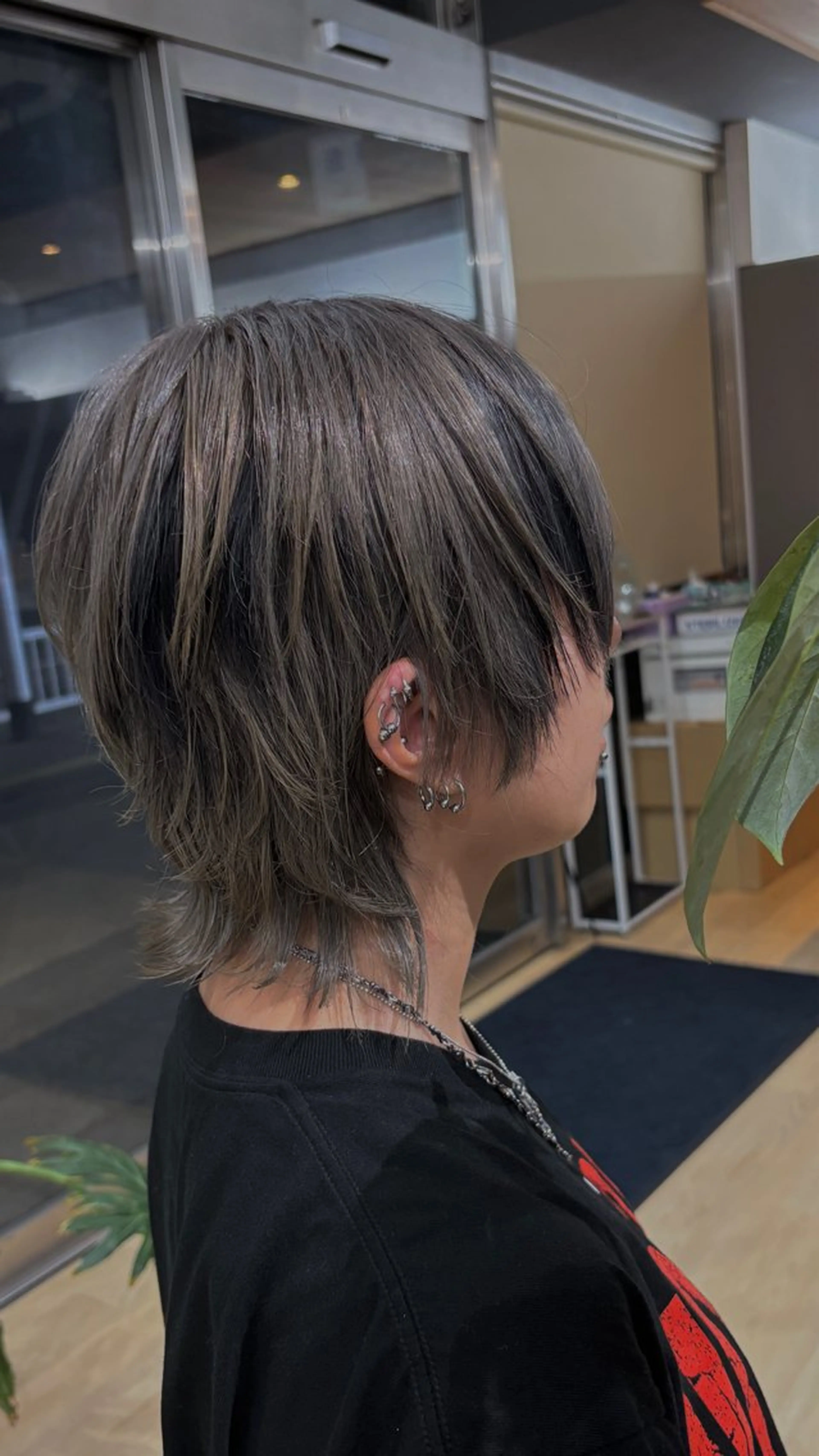 ショート カラー ブリーチ ウルフカット OPSHair西新店所属・菊池 蓮のヘアスタイル