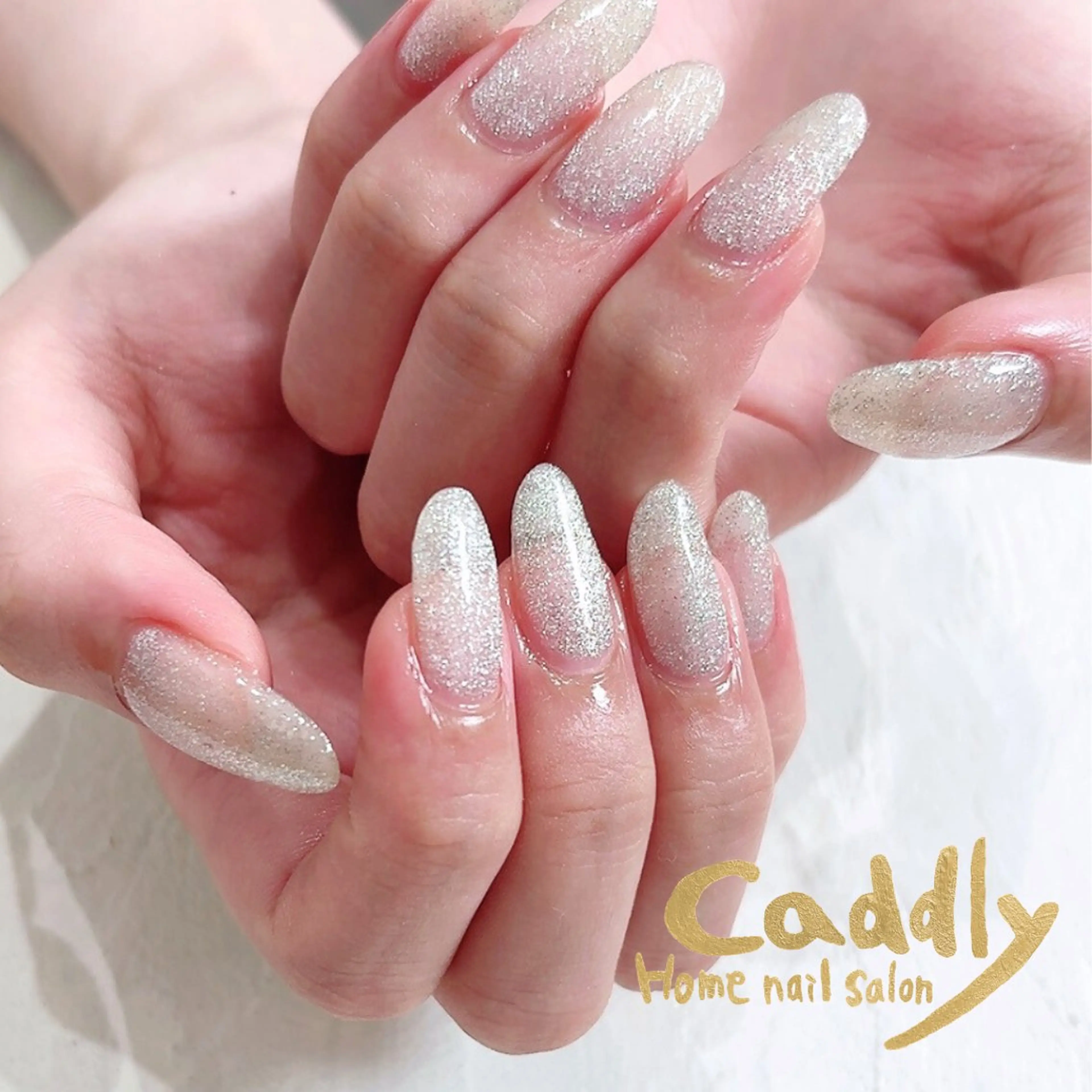 ネイル フラッシュネイル フラッシュマグ ロングネイル ワンカラーネイル ショートネイル ハンドネイル caddly naoのネイルデザイン