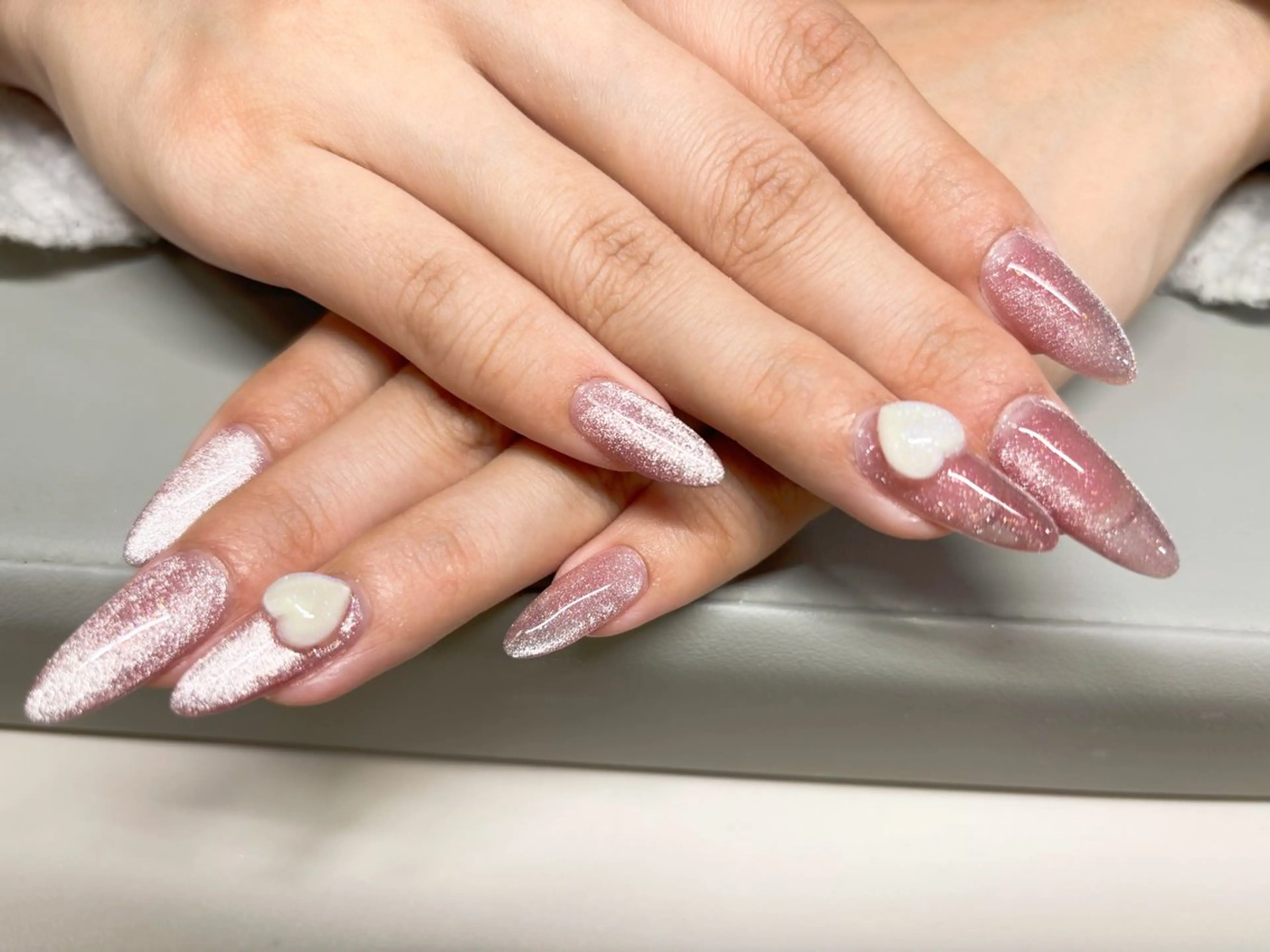 ネイル BiEiネイルサロン所属・BiEi ネイルサロン長さ出しのネイルデザイン