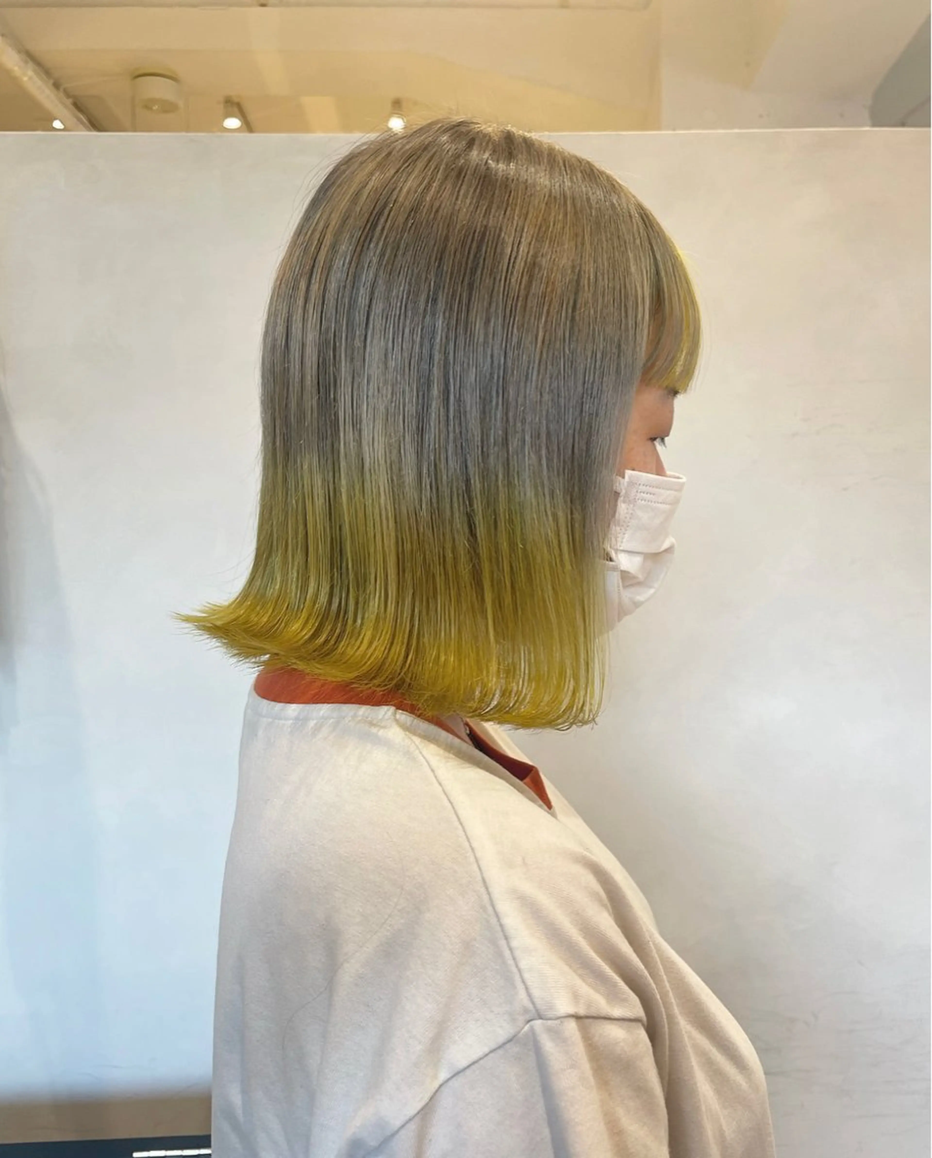 ミディアム カラー ブリーチ グラデーションカラー グレージュ イエローカラー ヘアカラー たかいわ みきのヘアスタイル