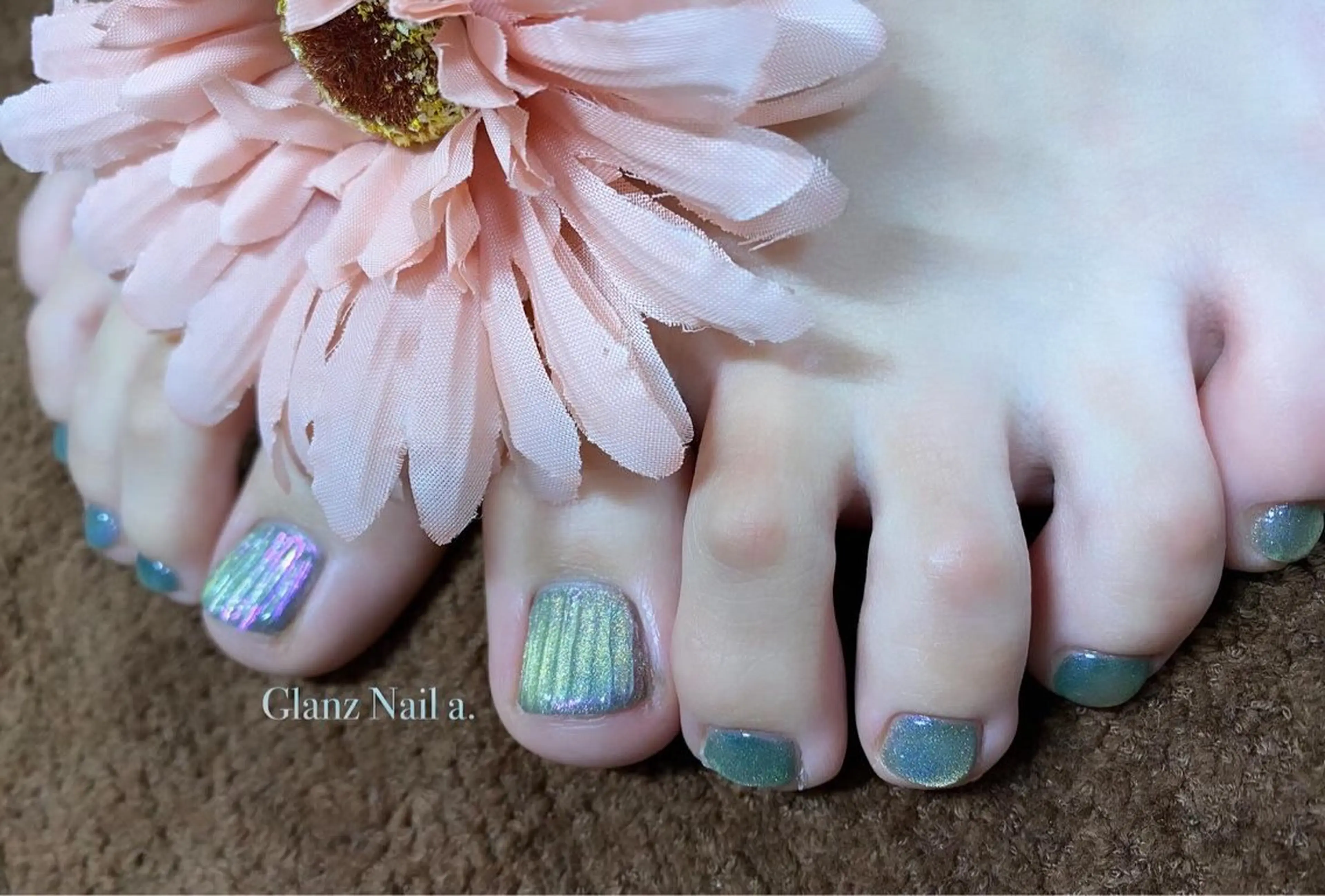ネイル オーロラネイル Glanz  Nail aのネイルデザイン