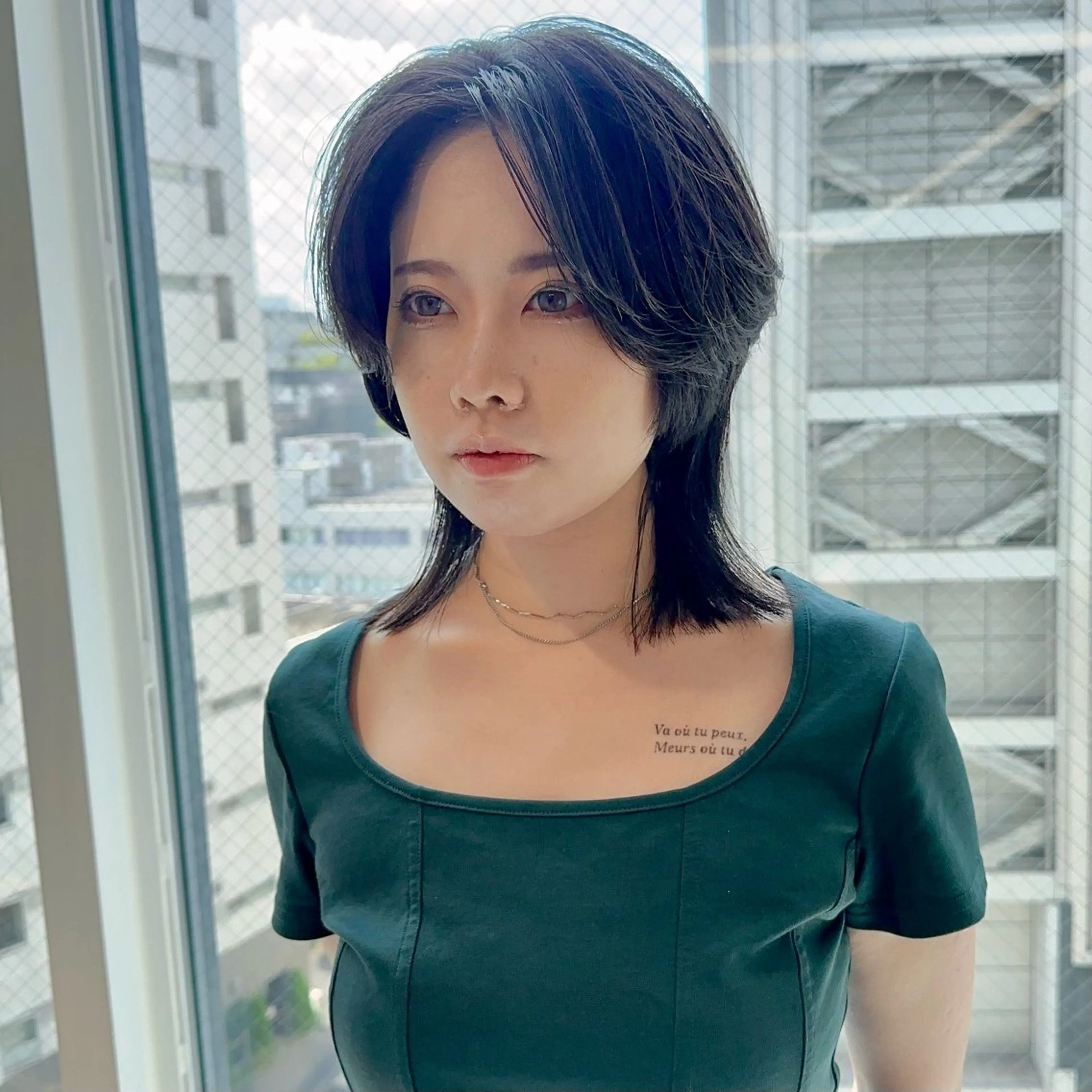 ミディアム カラー ブリーチなし/レイヤ ー特化🌈Tommyのヘアスタイル