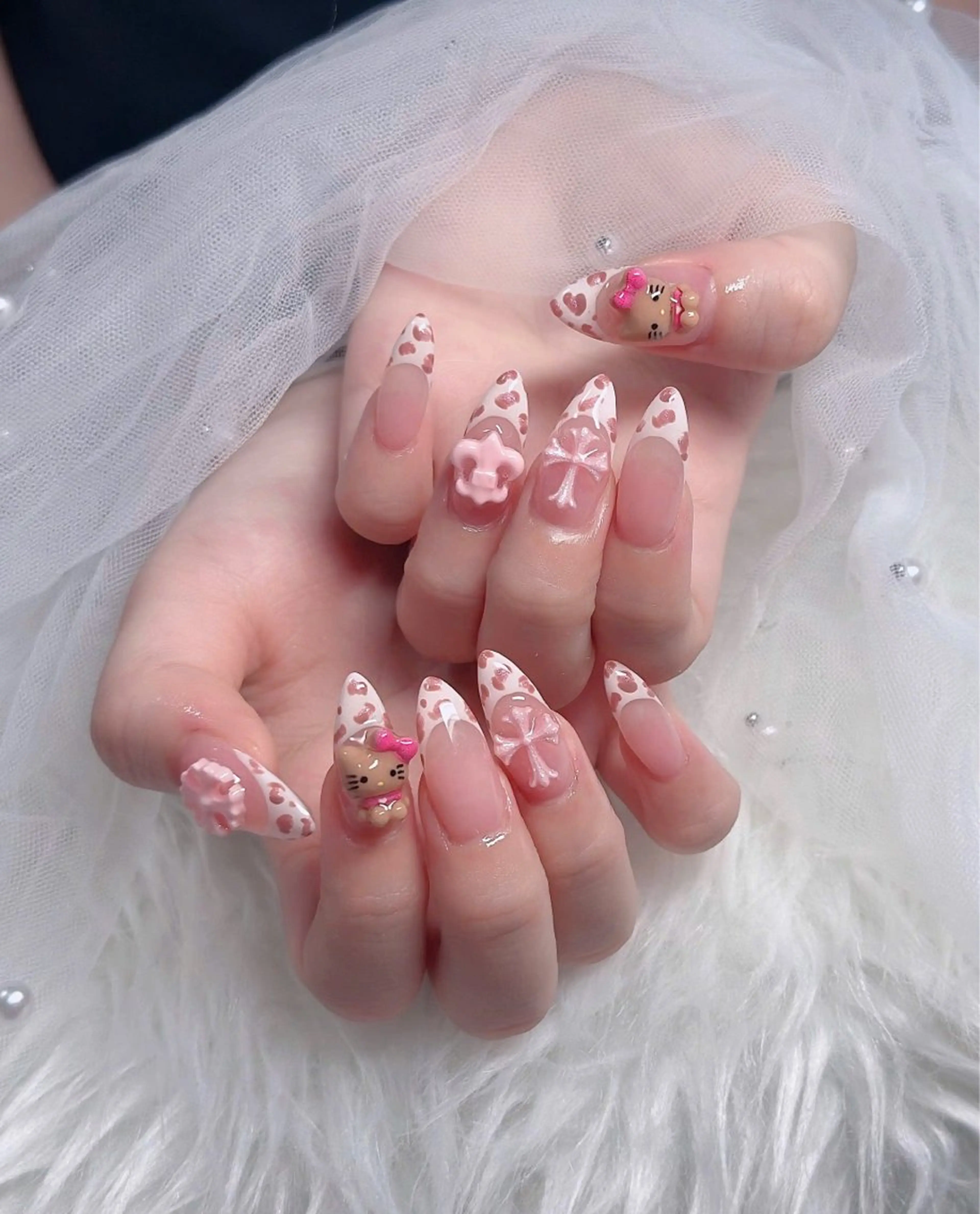 ネイル フレンチネイル ジェルネイル ハロウィン キラキラネイル 韓国ネイル H.baby Nail Salonのネイルデザイン