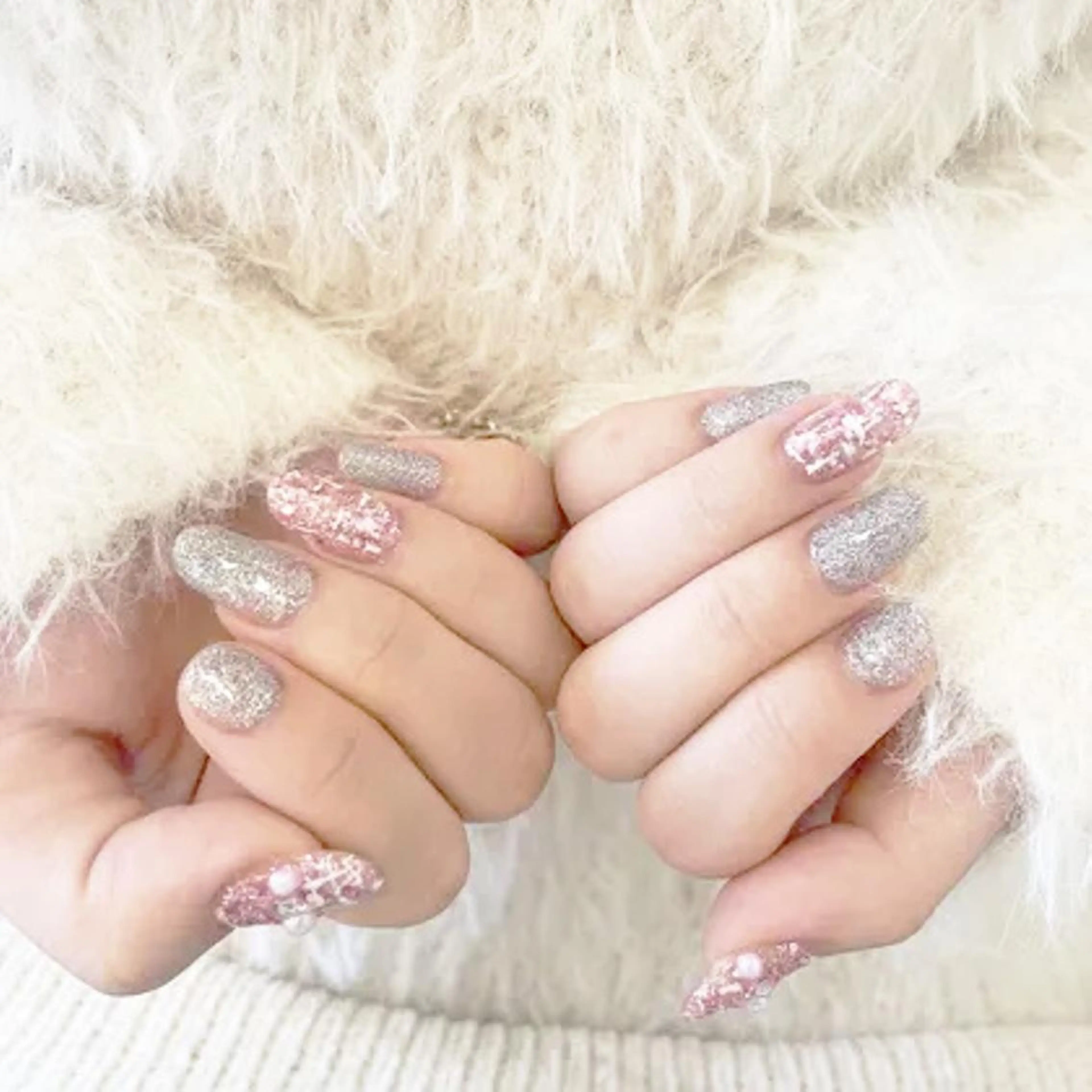 【新規限定クーポン・ハンドネイルケア込み】定額手描き90minアート（2本​〜​4本）程度目安 オフ無し✨5,300円の写真