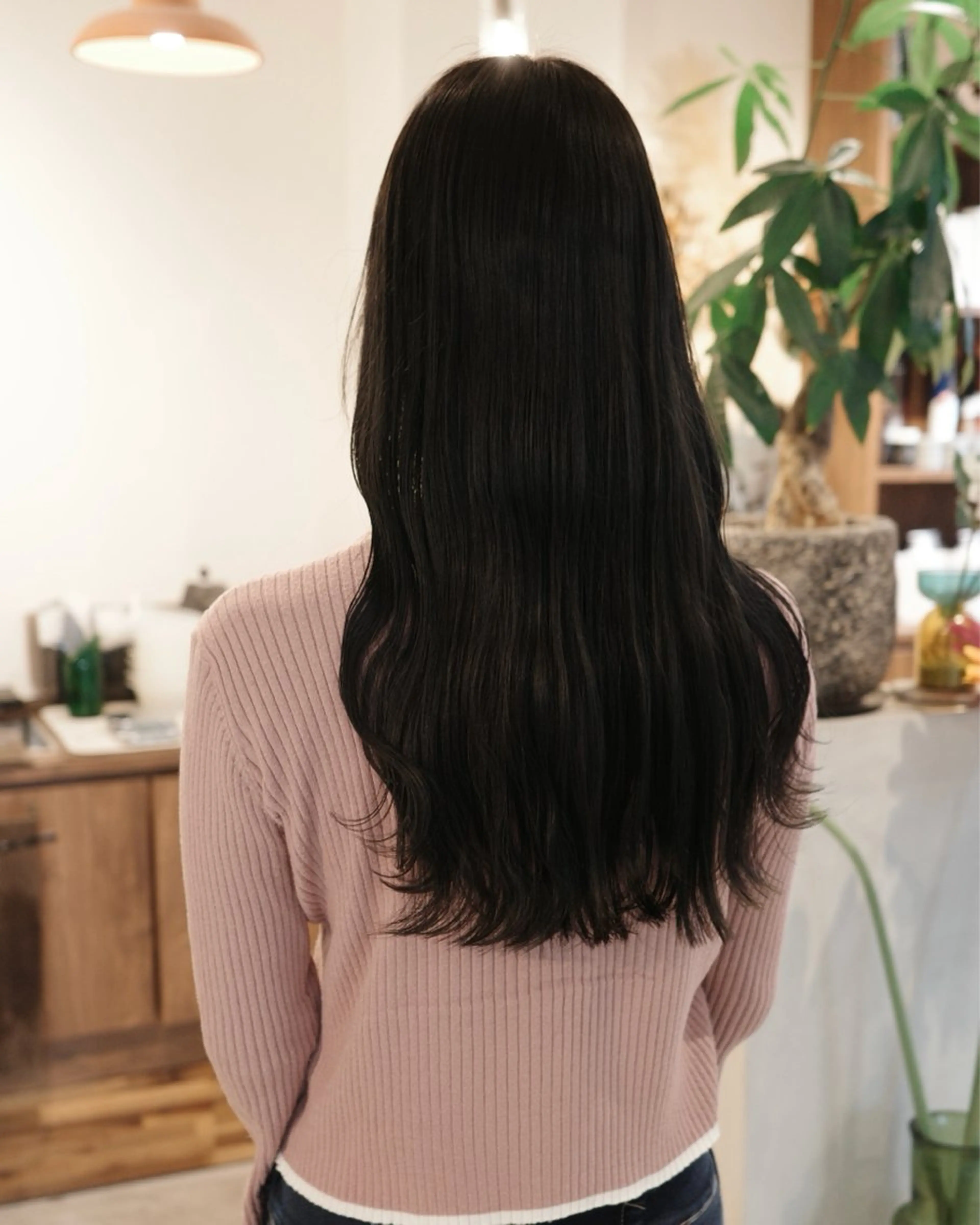 ロング カット ヘアカラー トリートメント (h)wim kikoのヘアスタイル