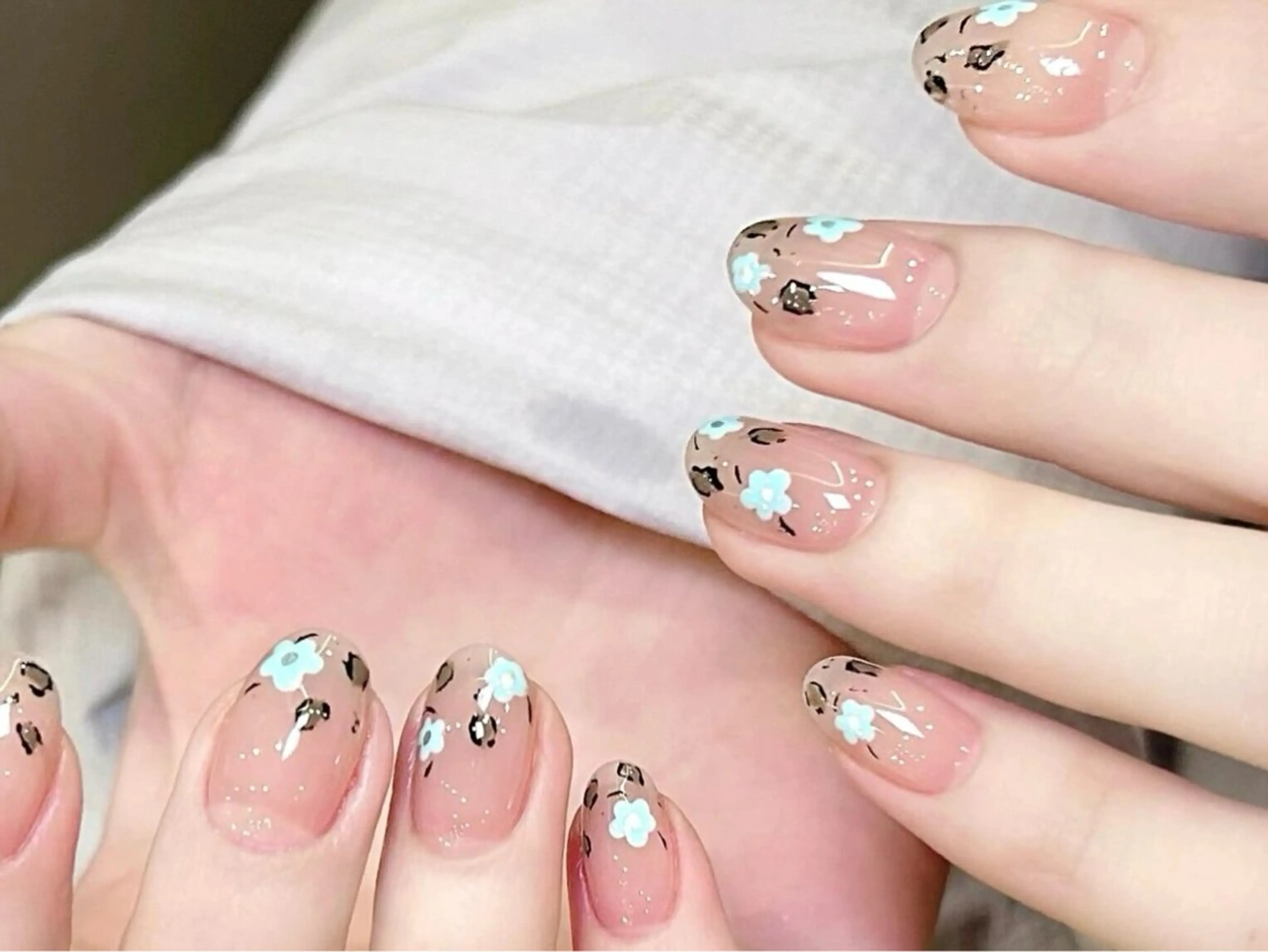 ネイル More Glam Nailsalon 大宮東口店 ～韓国ネイル・ワンホンネイル・スカルプネイル～所属・大宮 愛のネイルデザイン