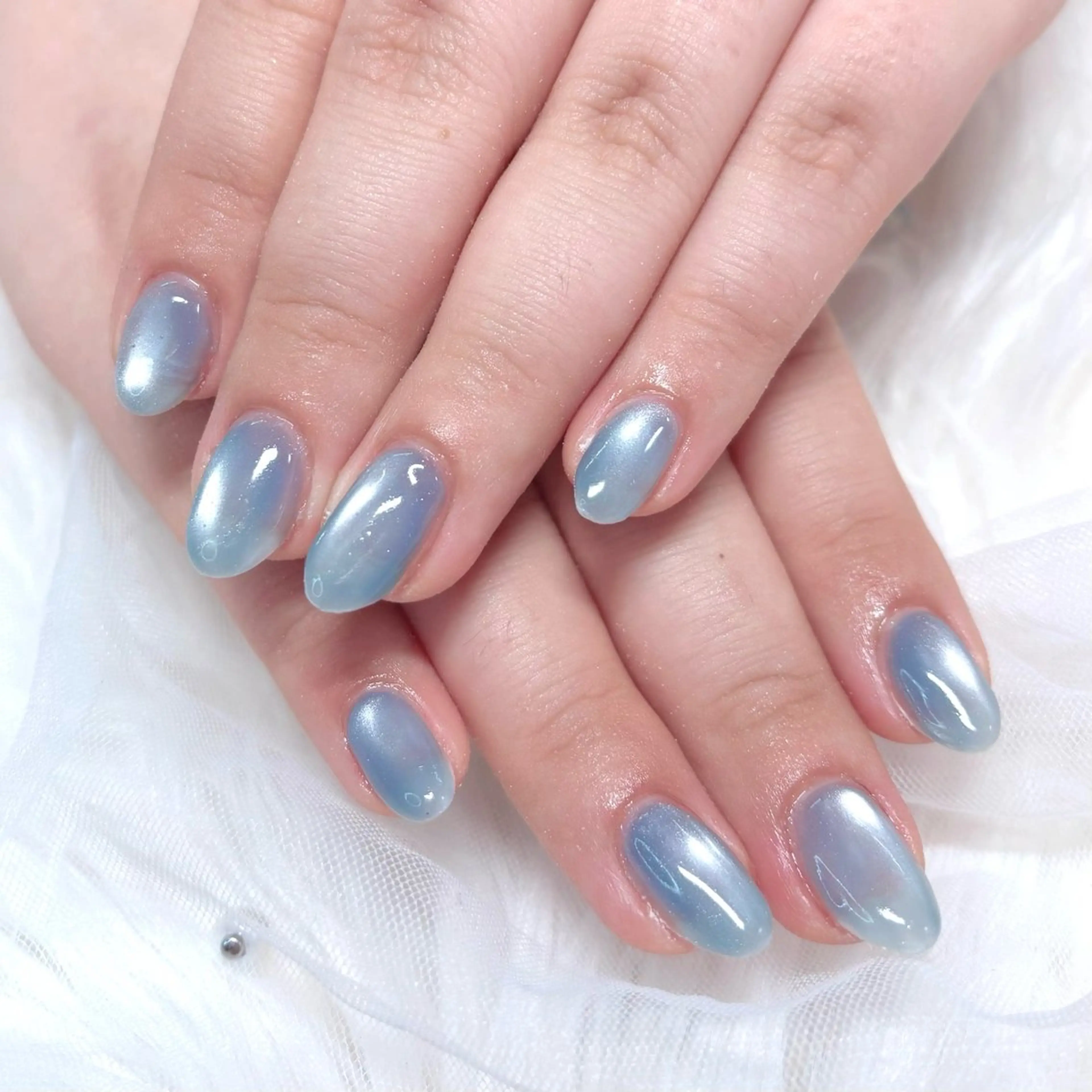 ネイル キラキラネイル 水色 マグネットネイル ハンドネイル Noix nailのネイルデザイン