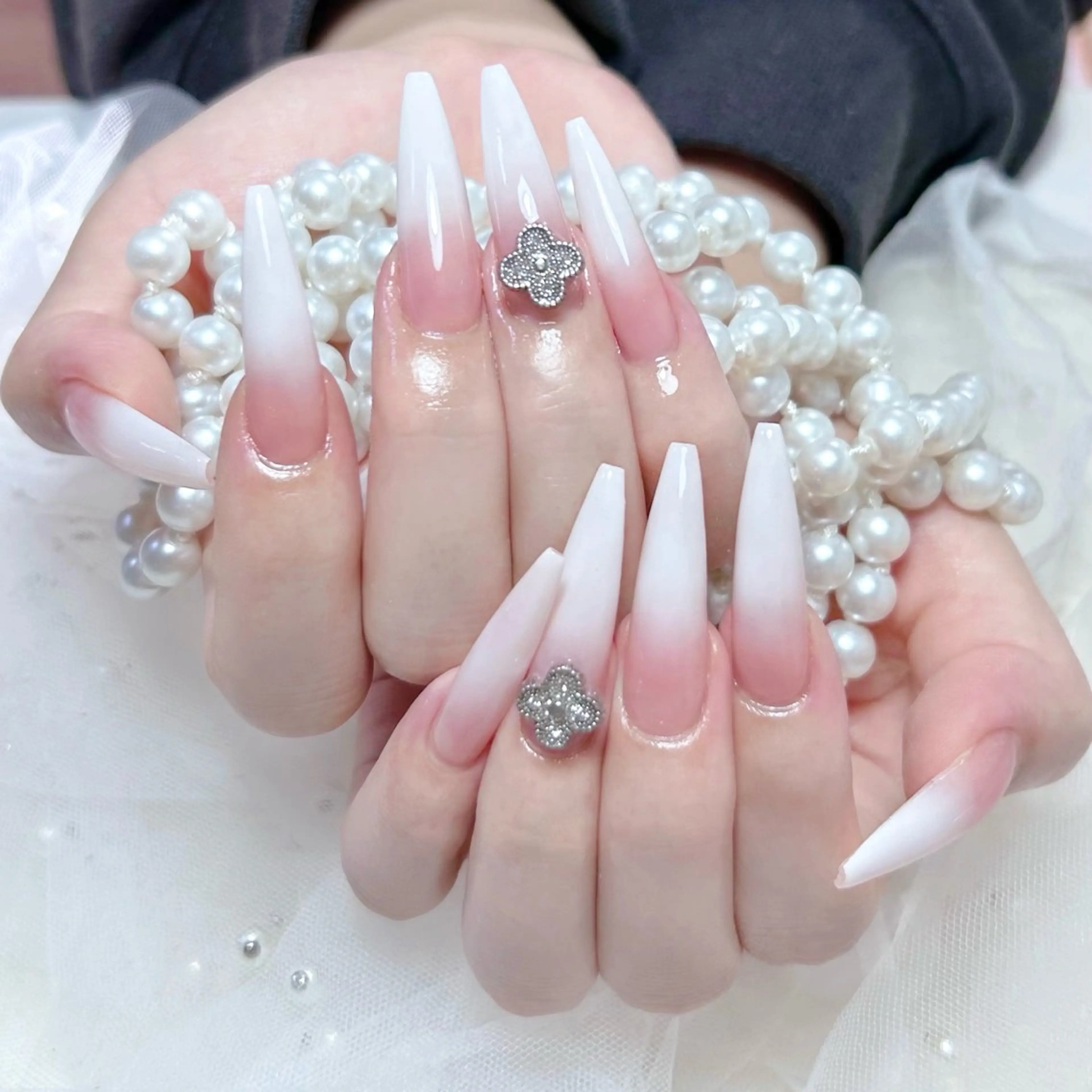 ネイル ハンドネイル M🌷nail 長さだし専門店のネイルデザイン