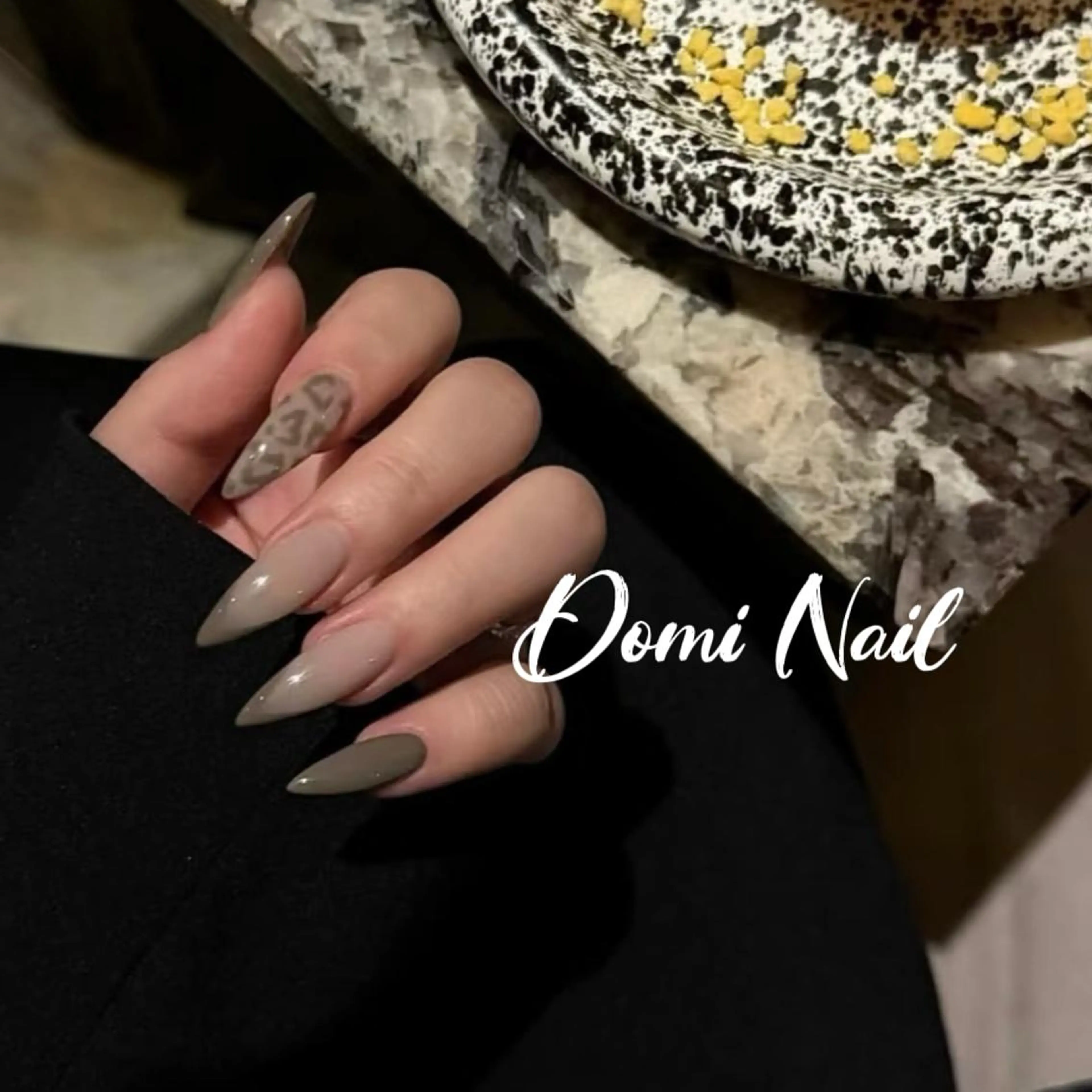 ネイル 持ち込み ネイルチップ ハンドネイル 渋谷 Domi Nailのネイルデザイン