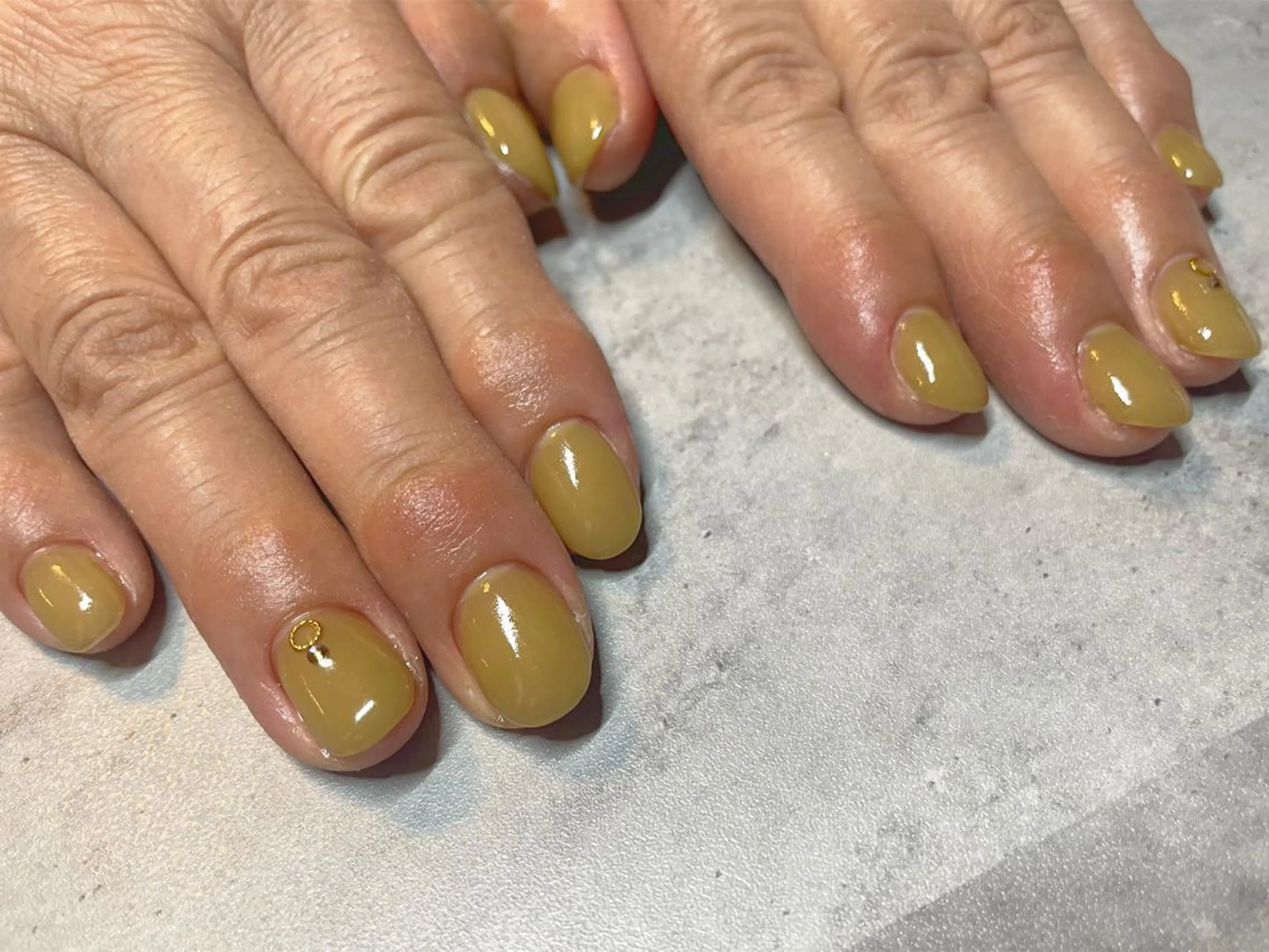 handプチアート【オフ無し】💎シンプルなパーツを左右1本ずつお付けしますの写真