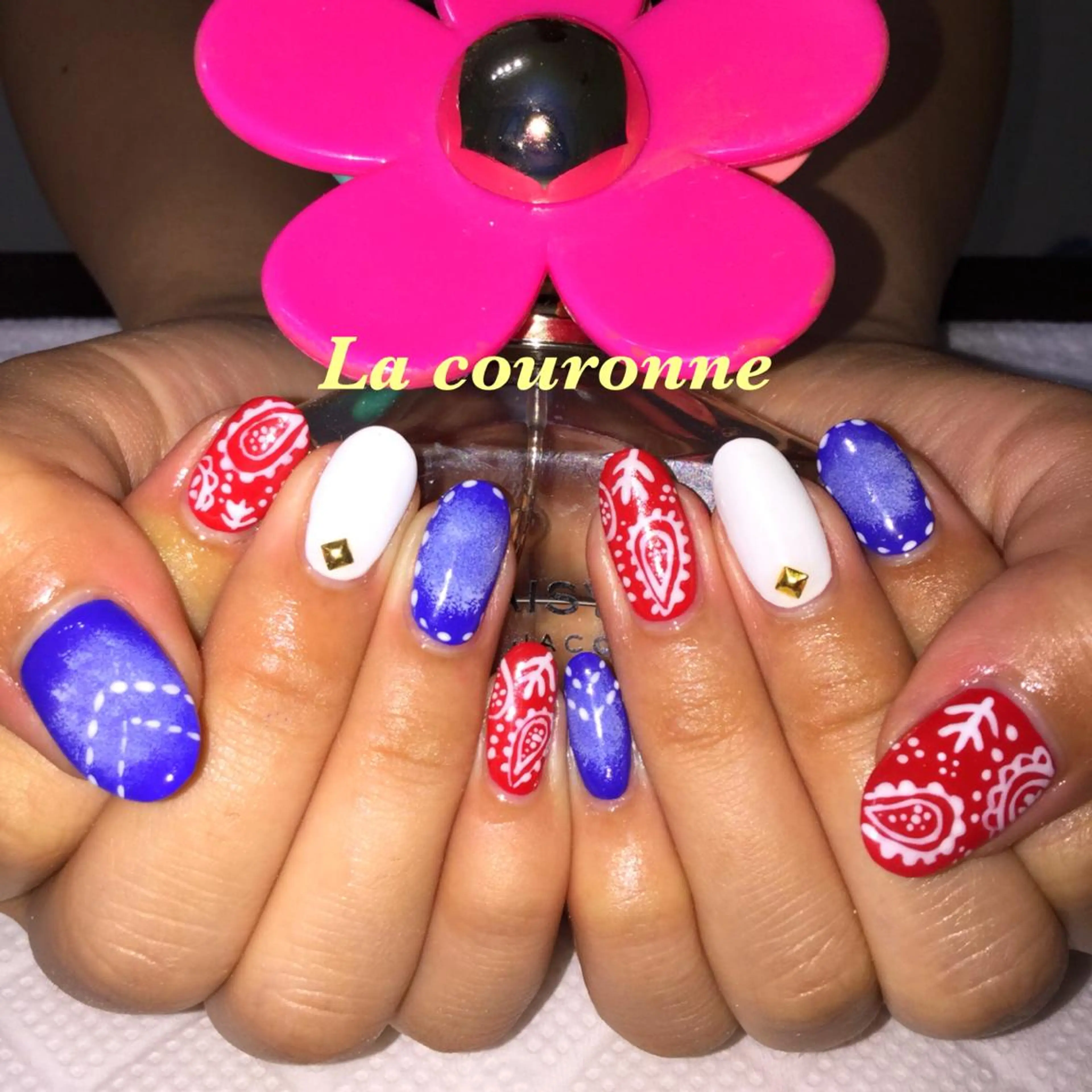 ネイル Lacouronne NATSUMIのネイルデザイン