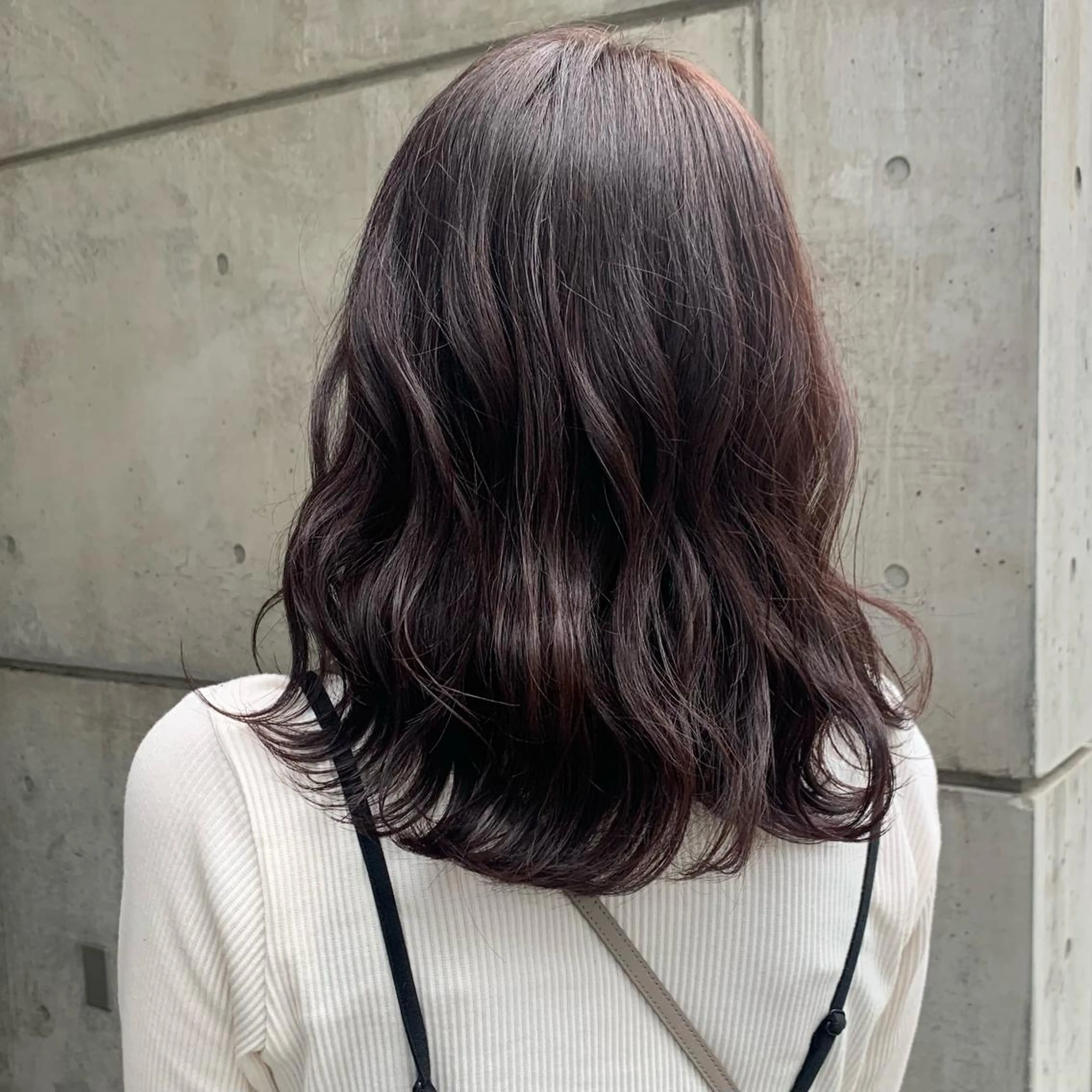 ミディアム パープルカラー Hair Resort Noble(ヘアリゾートノーブル)所属・オオヤ カナのヘアスタイル