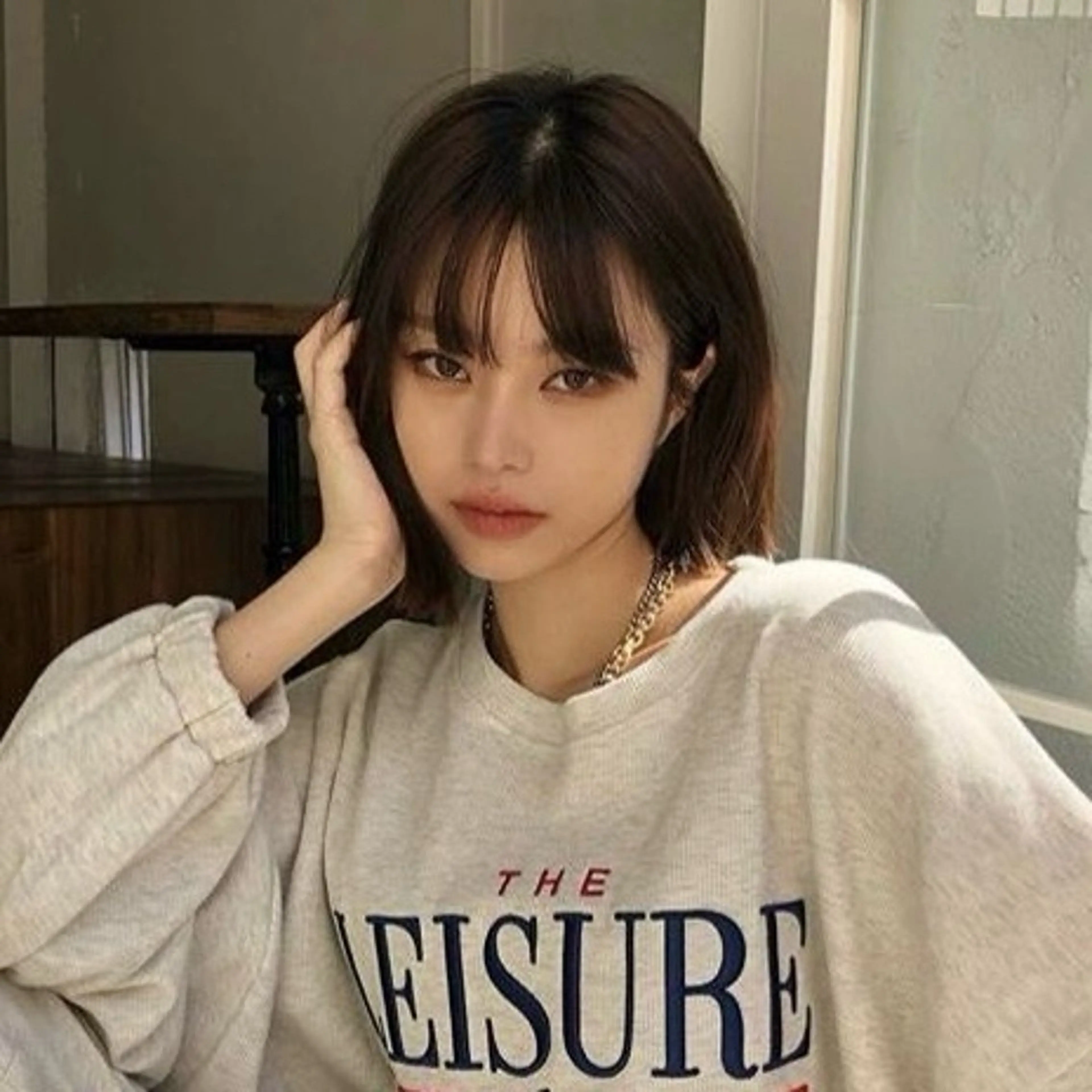 ショート カラー カット ヘアカラー トリートメント 莉乃/縮毛矯正/髪質 改善/艶カラーのヘアスタイル