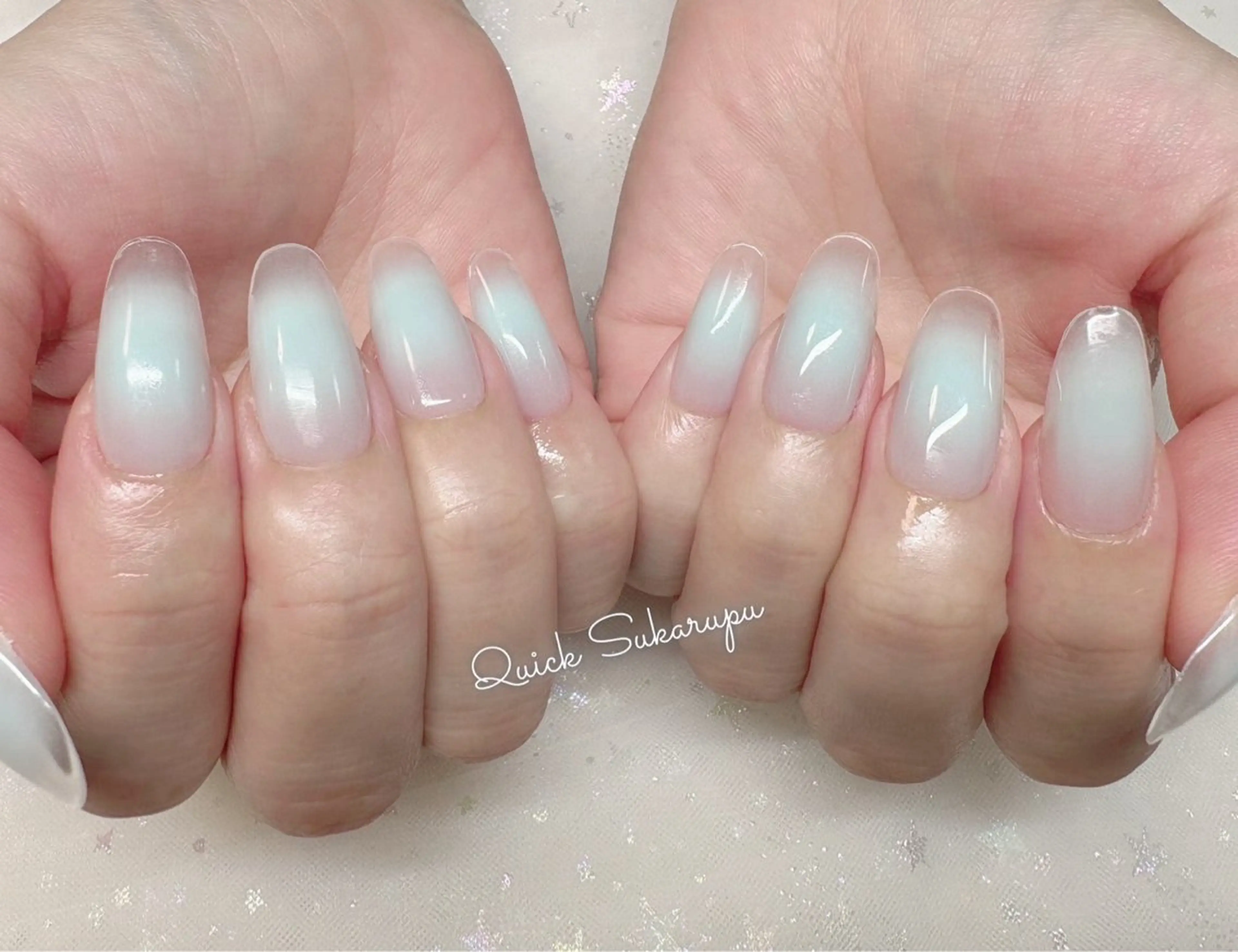 ミディアム ハンドネイル Quick Sukarupu 高田馬場店所属・Quick Sukarupuのネイルデザイン