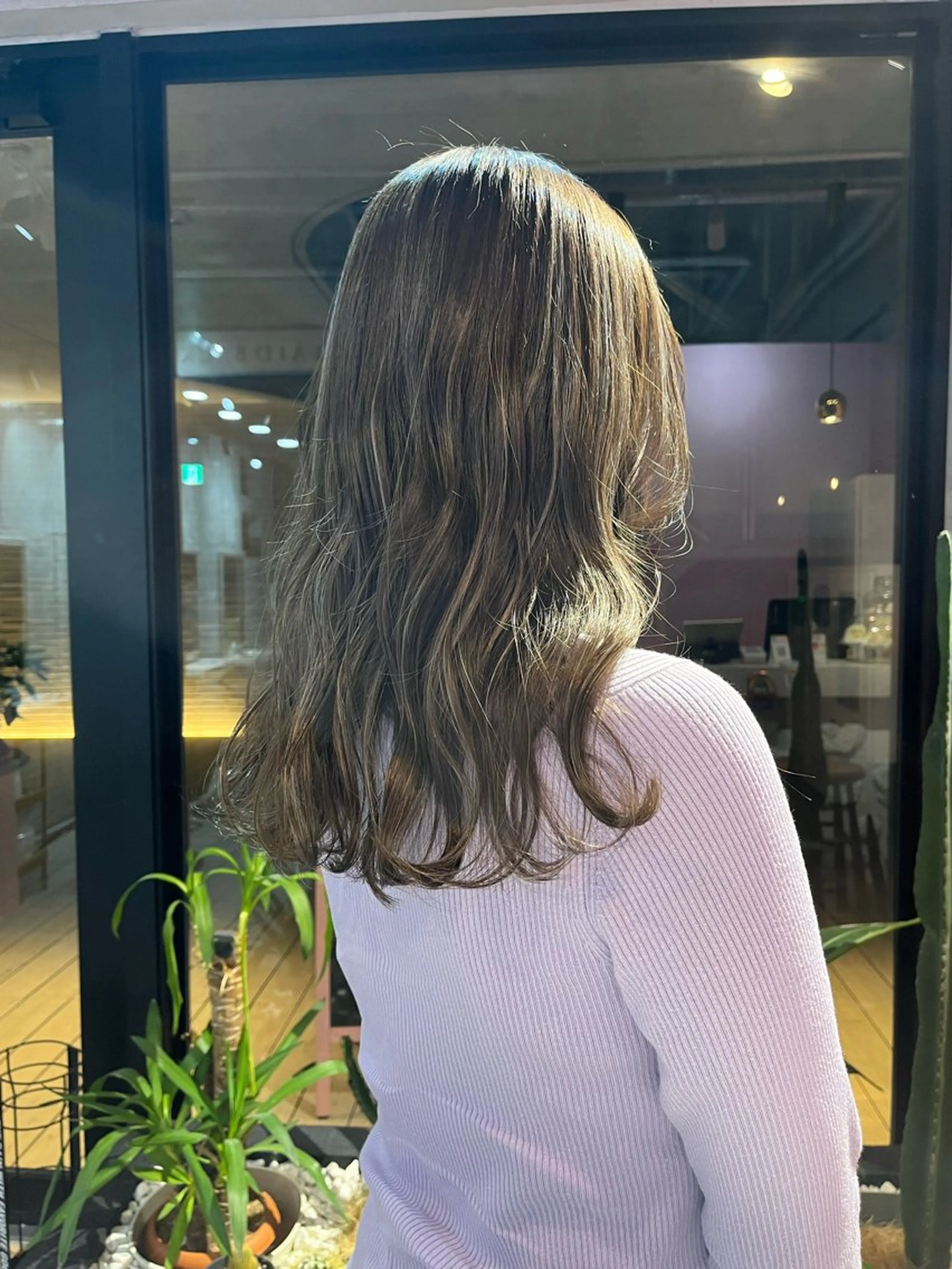 セミロング カラー 艶感透明感カラー🤍 hinaのヘアスタイル