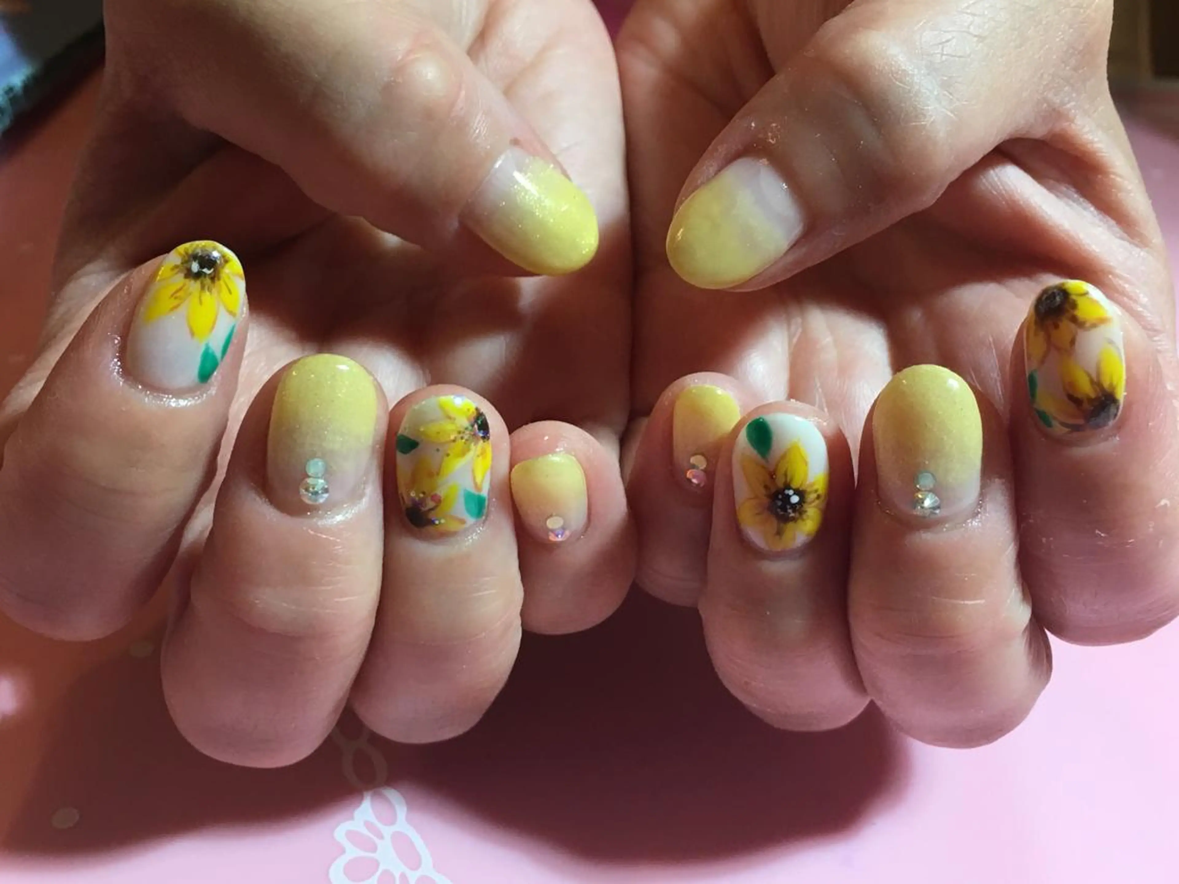 ネイル 古川 里美のネイルデザイン