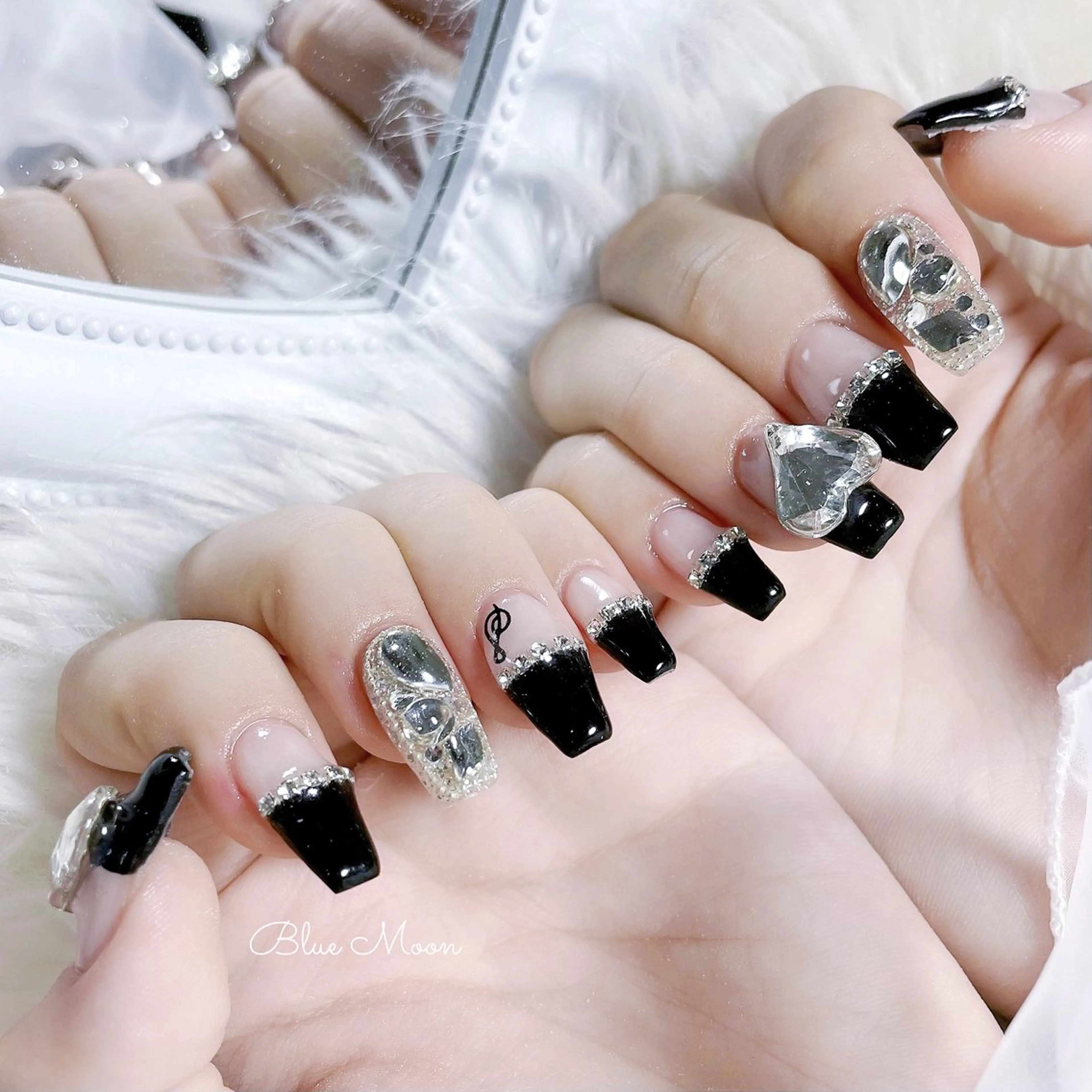 ネイル ハート ハンドネイル フットネイル ハンドケア nail salon Blue Moonのネイルデザイン