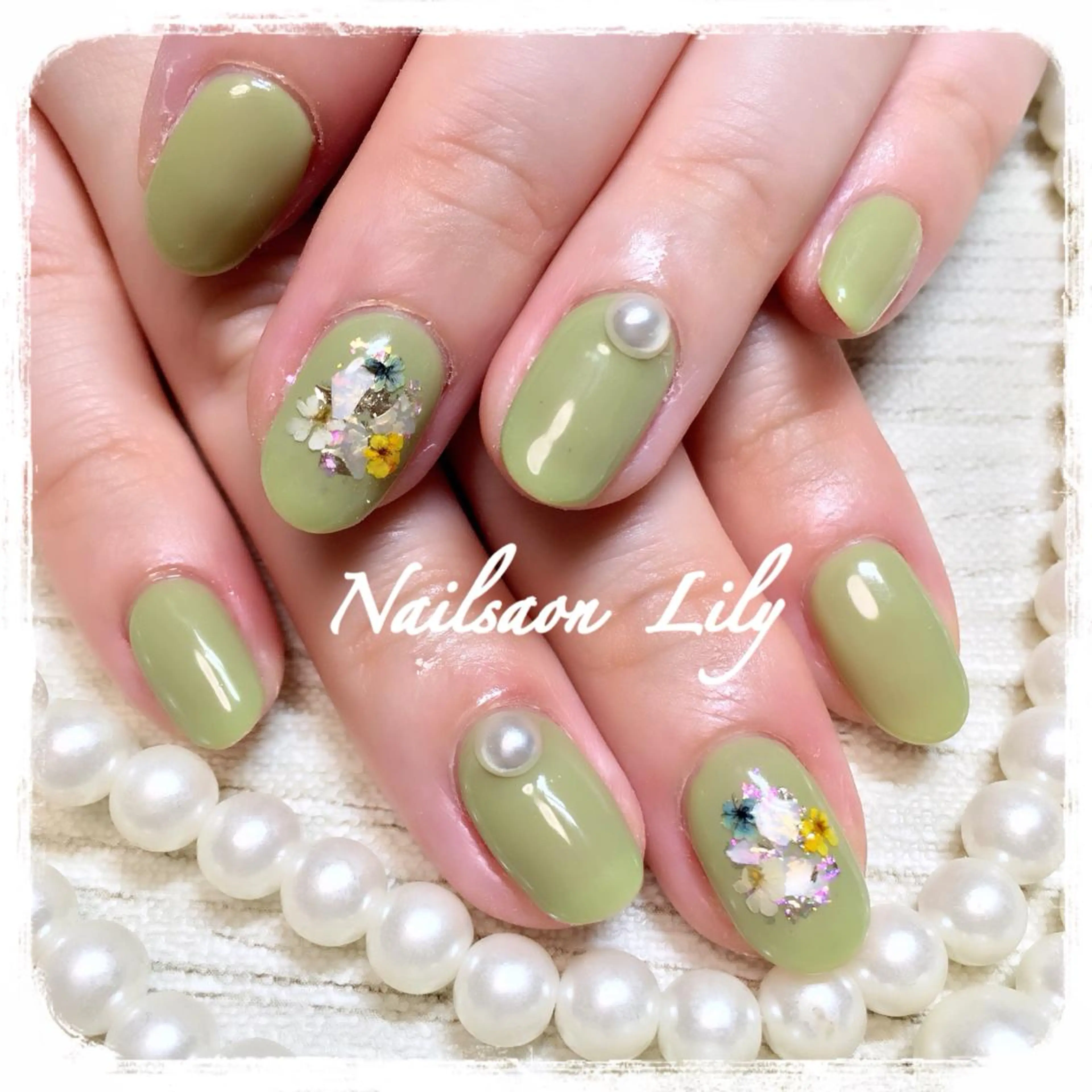 ネイル Nailsalon Lilyのネイルデザイン