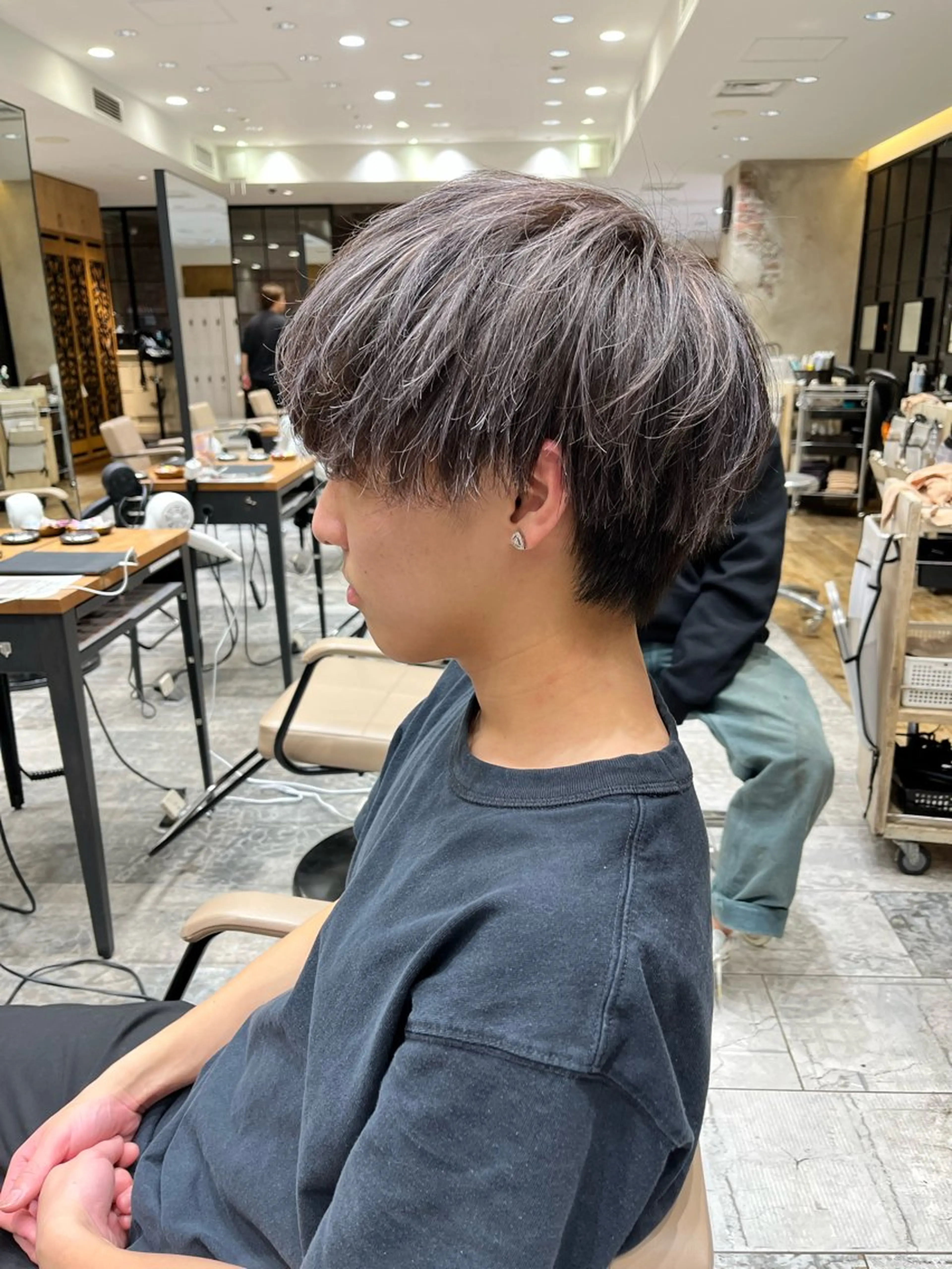 メンズ 顔まわりカット 前髪カット安井楽人のヘアスタイル