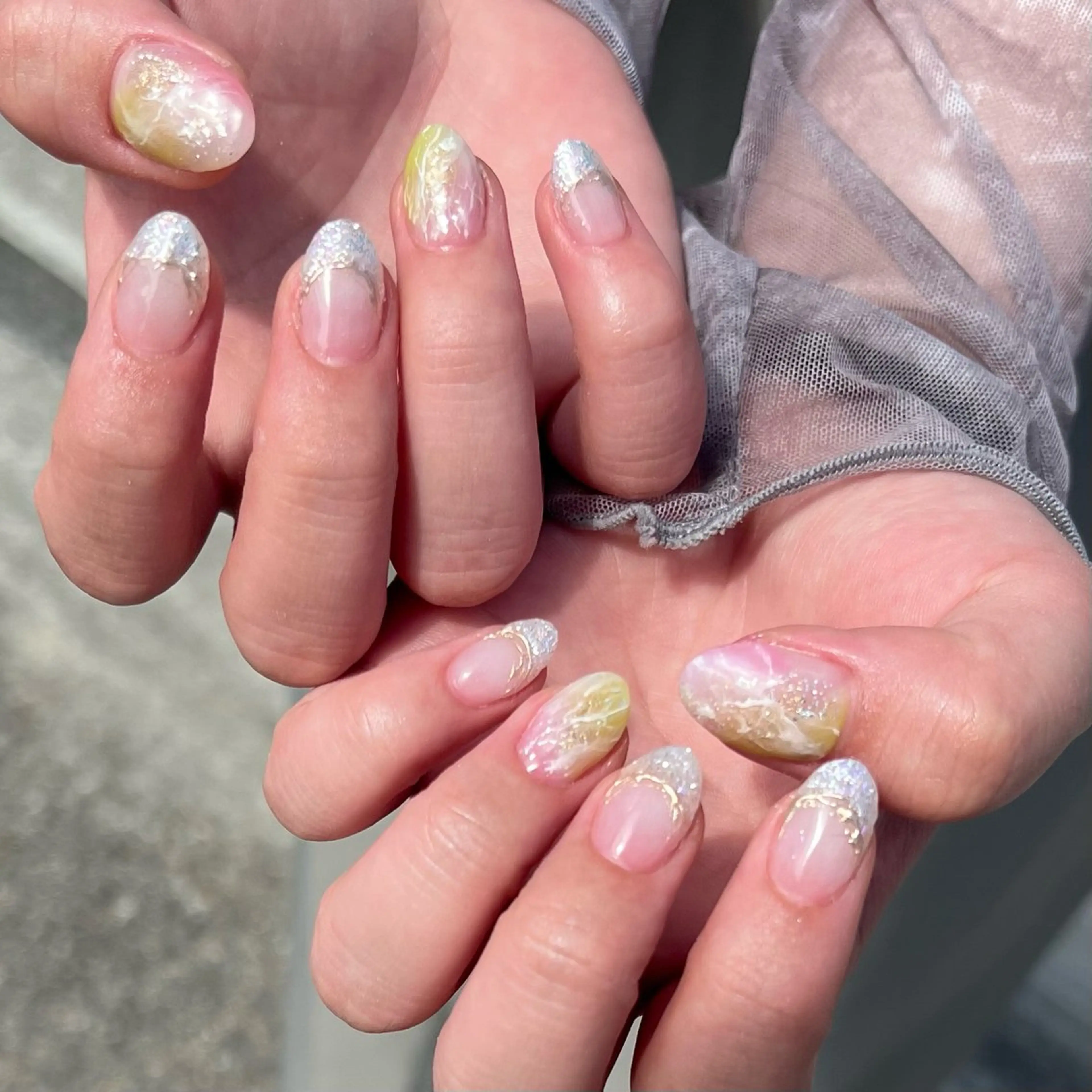 ネイル ニュアンスネイル nails Lazosのネイルデザイン