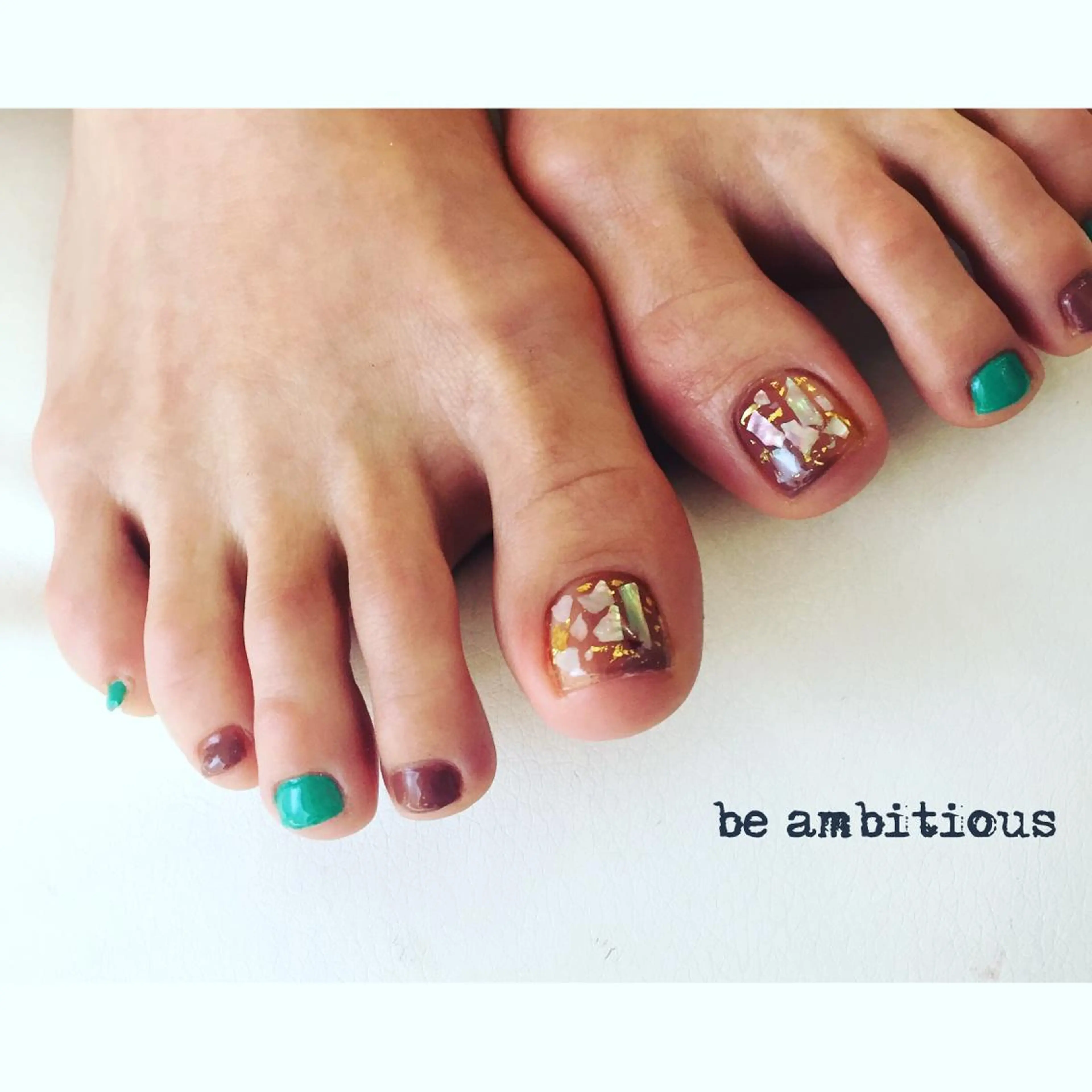 ネイル シンプルネイル EMIKOのネイルデザイン