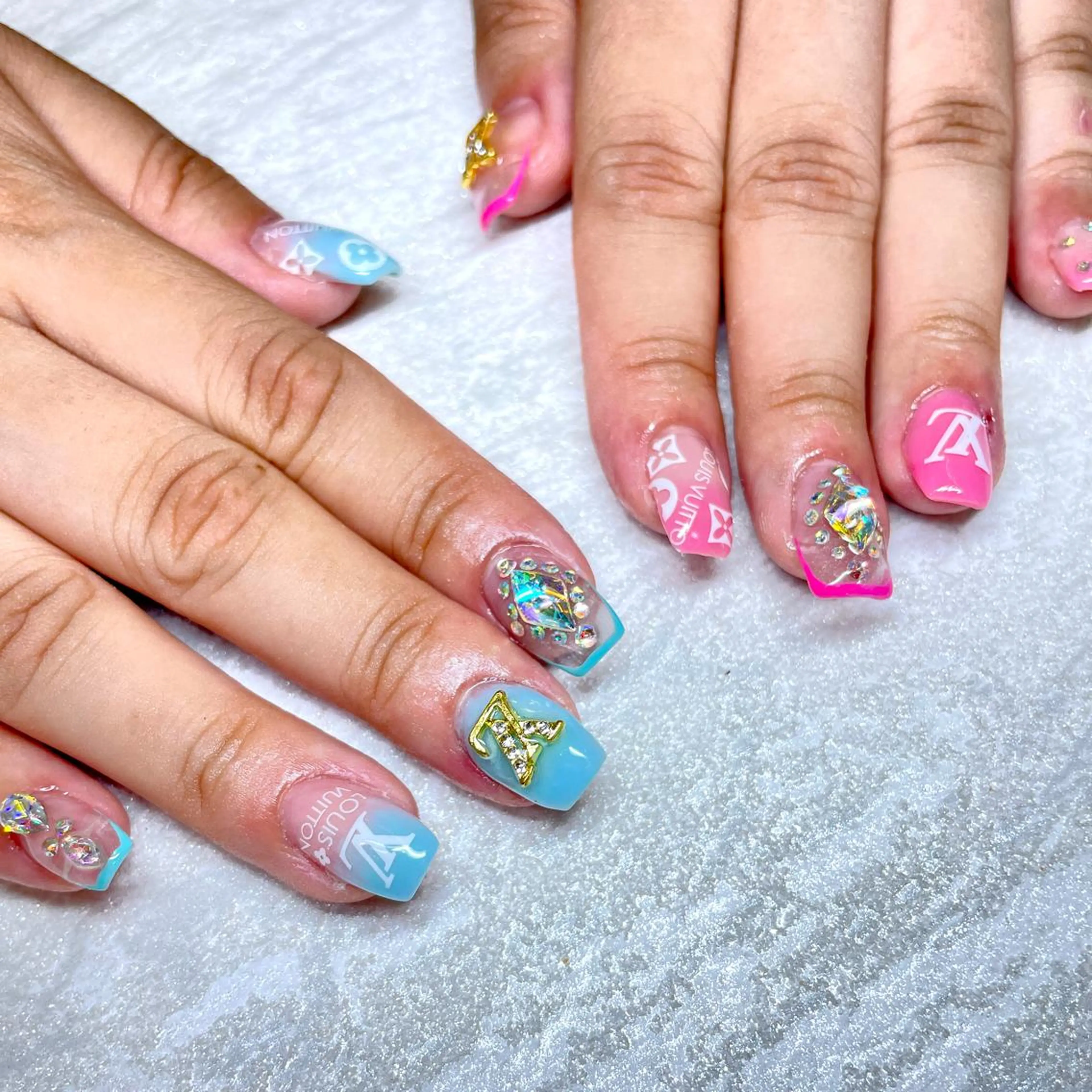 ネイル nail Eclat所属・志賀野 美喜のネイルデザイン