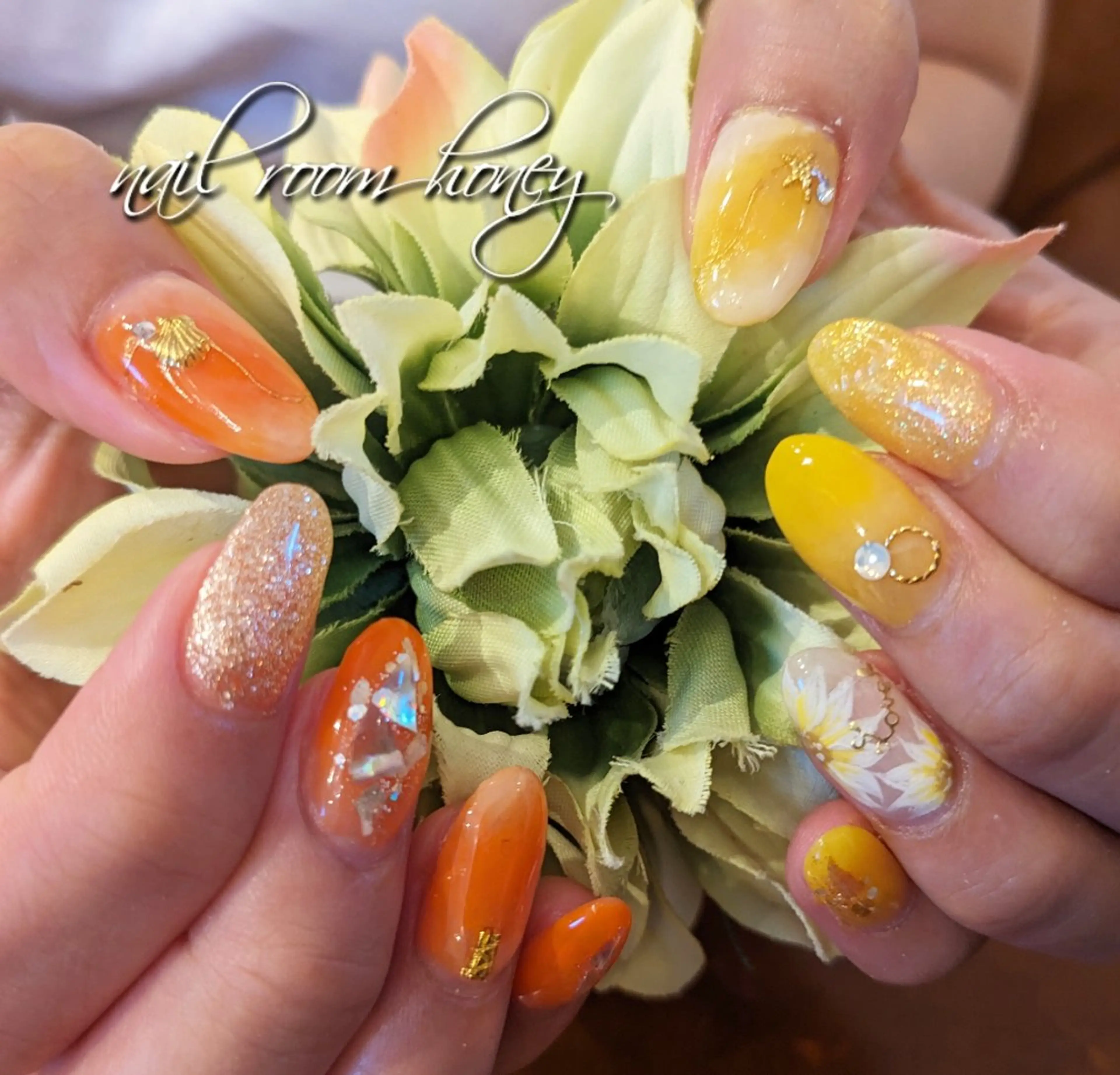 ネイル アートネイル 夏ネイル nail room  honeyのネイルデザイン