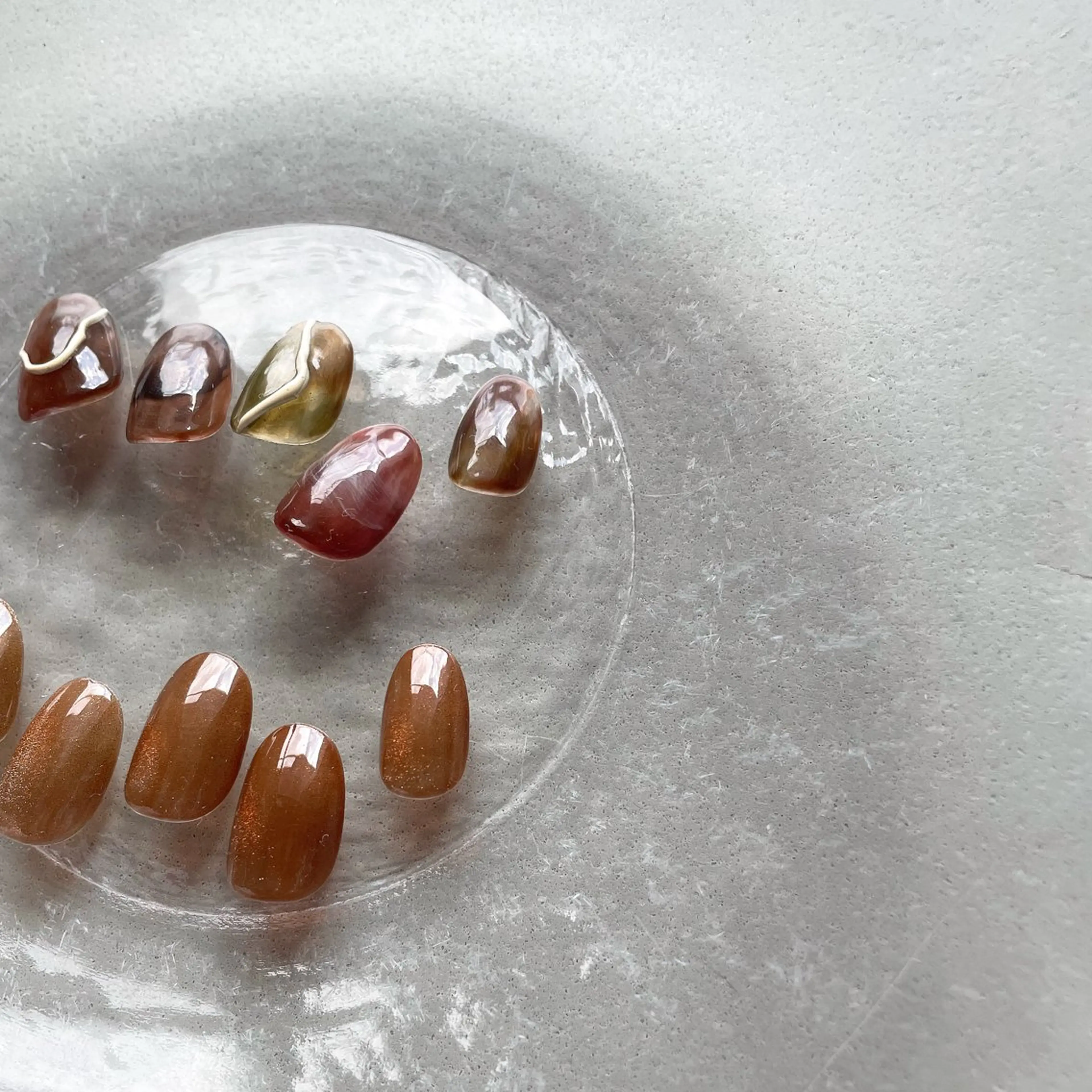 ネイル マグネットネイル ニュアンスネイル 🌕akuri🌖 nuance/専門のネイルデザイン