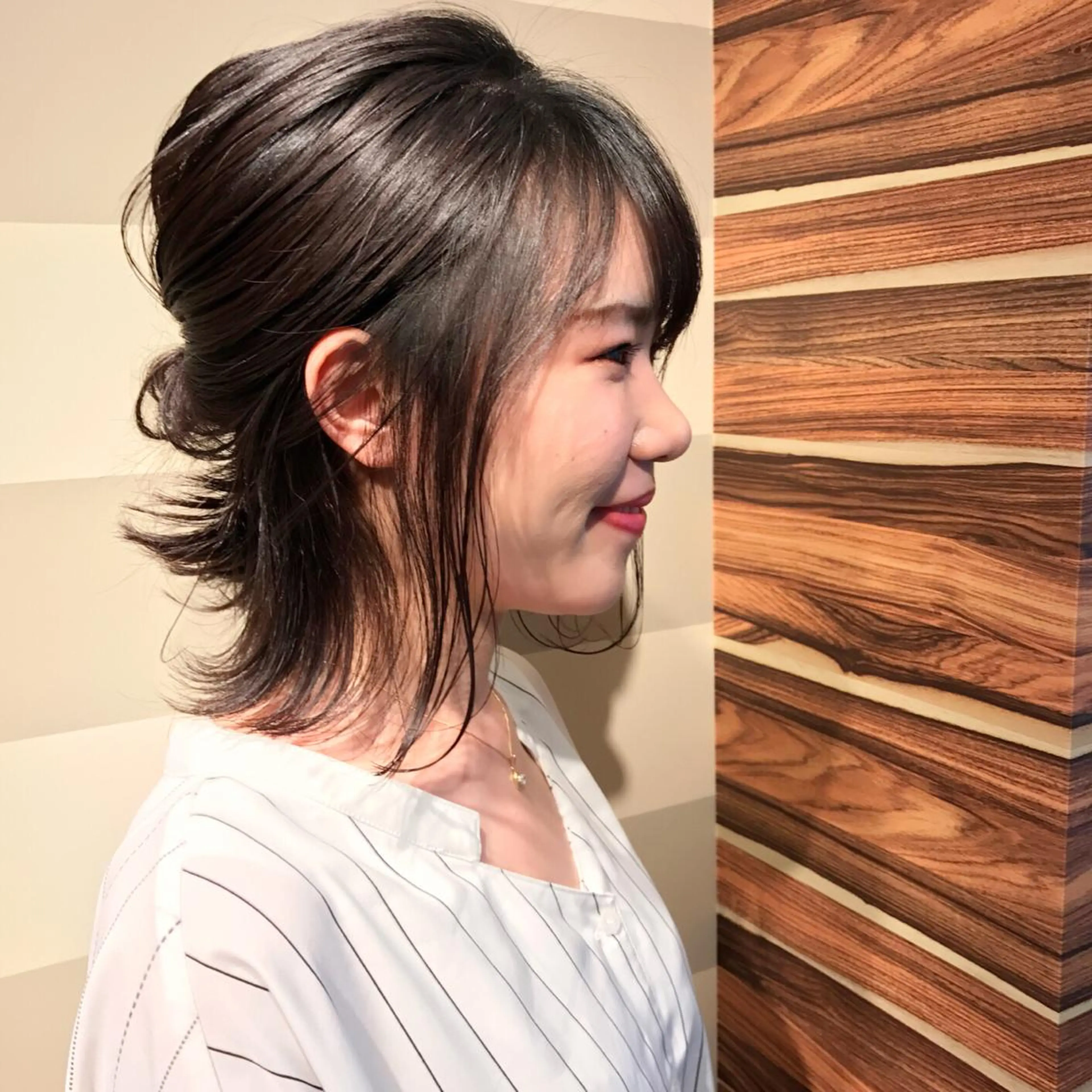 ミディアム カラー 外ハネヘア HARUNA🤍 大人ショートヘアのヘアスタイル