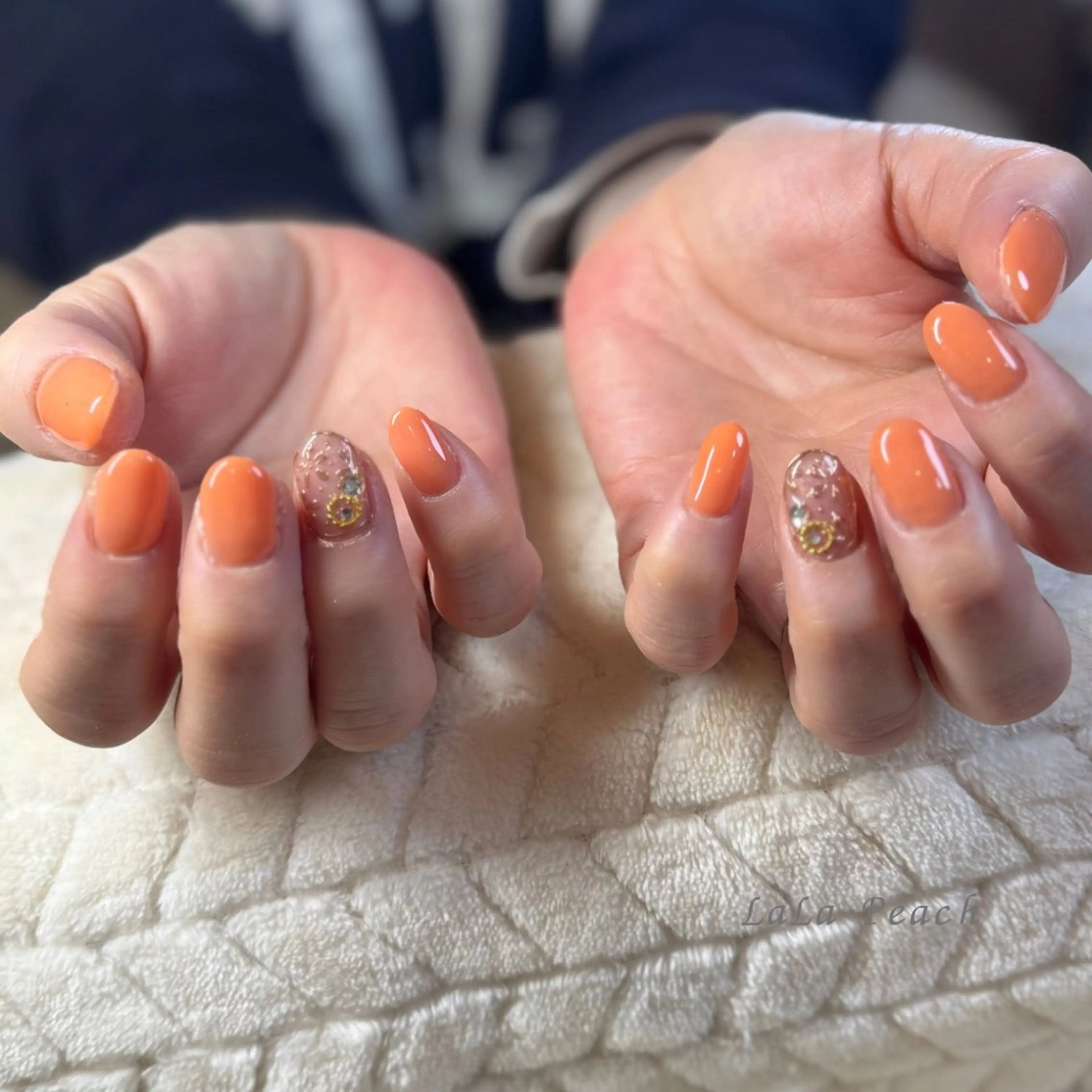 ネイル アートネイル ジェルネイル ミラーネイル オレンジ パステルネイル ハンドネイル LaLa Peach 福岡のマツエク・マツパデザイン